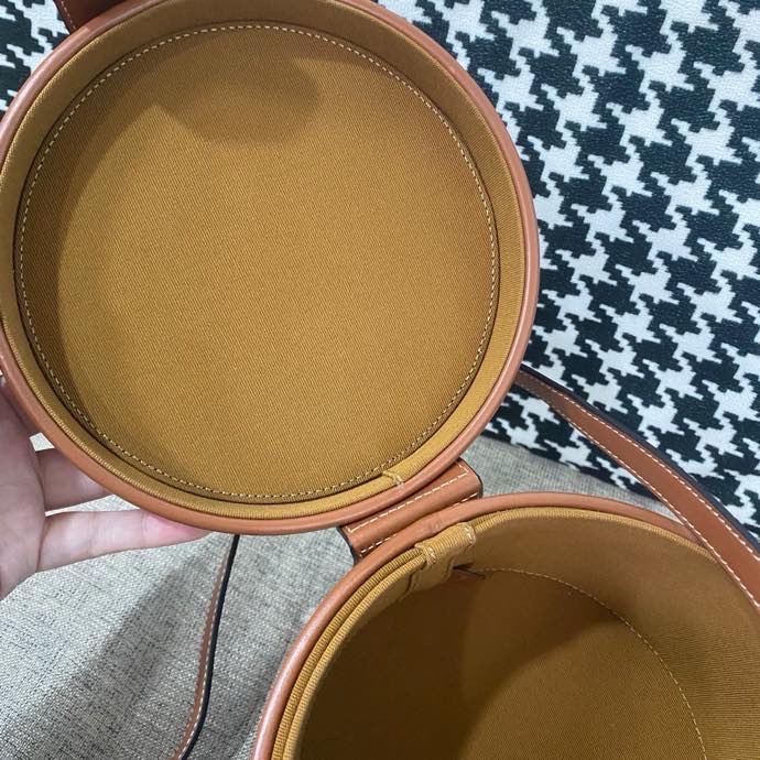 【預訂貨品】Celine經典盒子包 