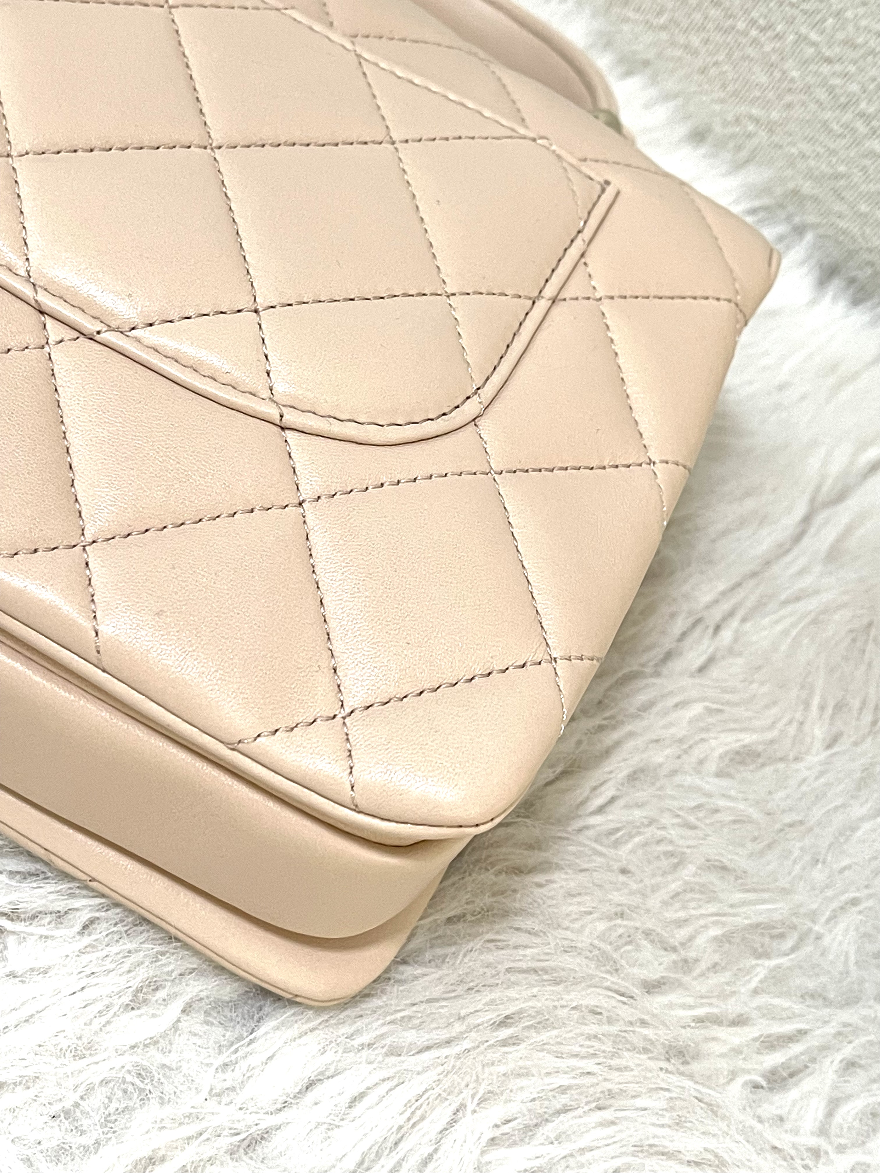 Pre-owned Chanel Quilted Lambskin Trendy CC Top Handle Flap Bag / Product Code: 26032329