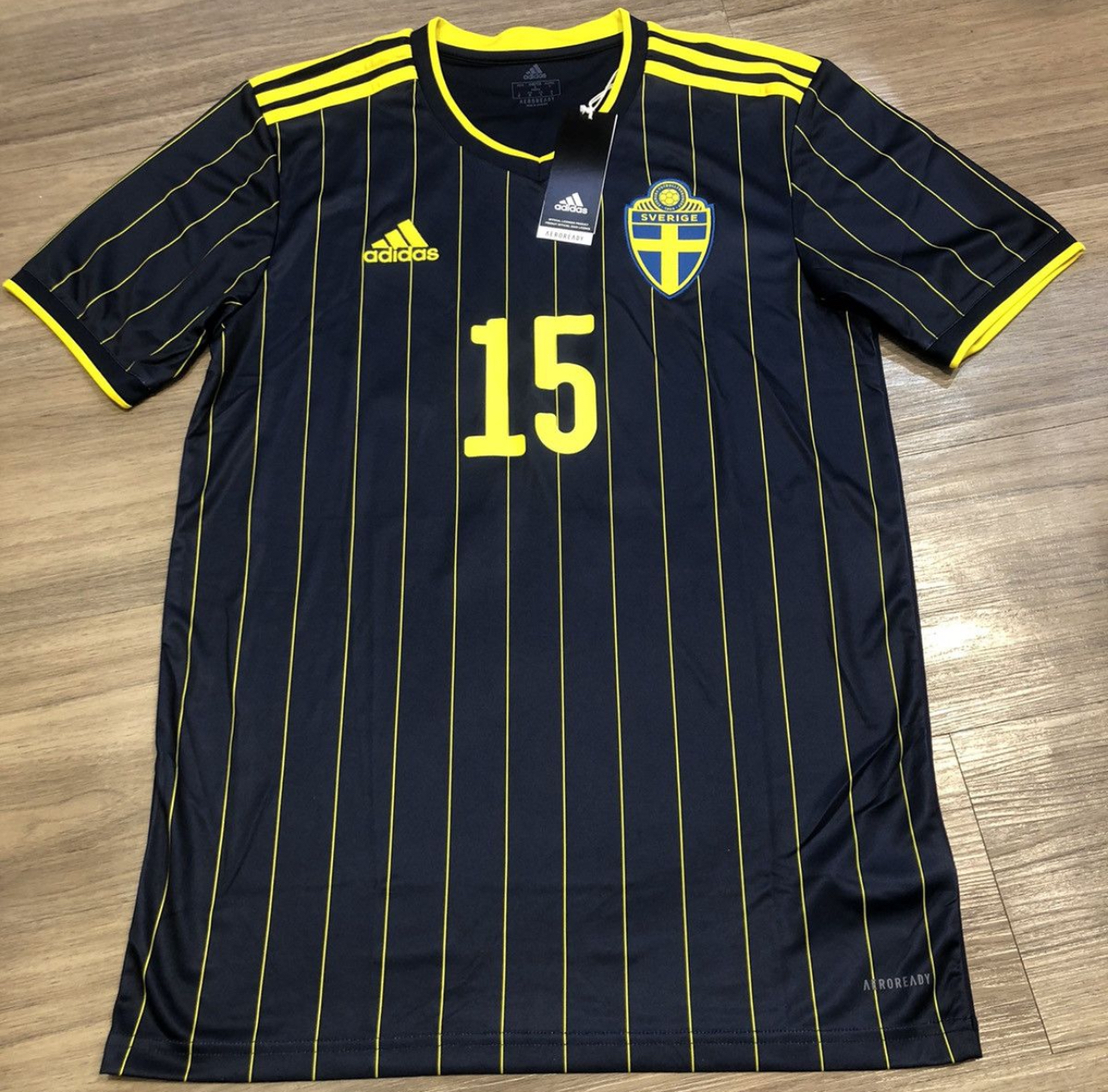 Sweden 20/21 away shirt #15 Kulusevski (Bnwt)