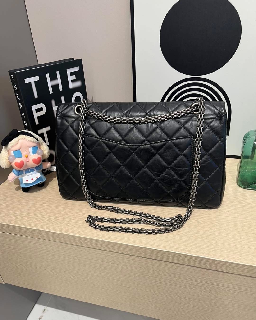 Change 2.55 classic flap large calfskin  100%Authentic,92%New ✅卡✅Dust bag✅box