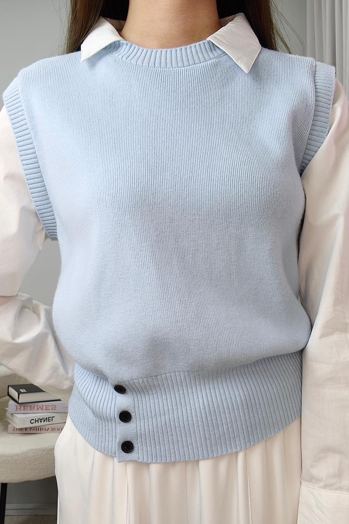 969 Elegant Layered Knit Collar Top