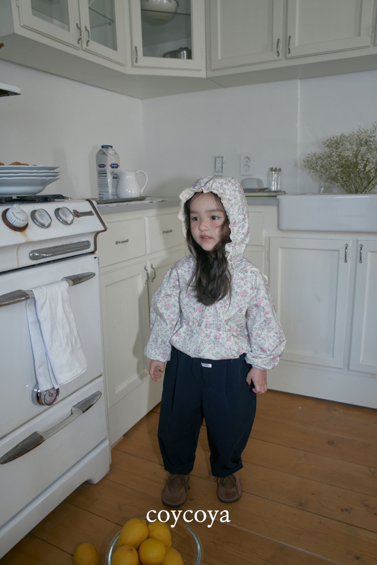 🌸預訂 韓國直送🌸🇰🇷COYCOYA兩色蕾絲花邊碎花連帽上衣