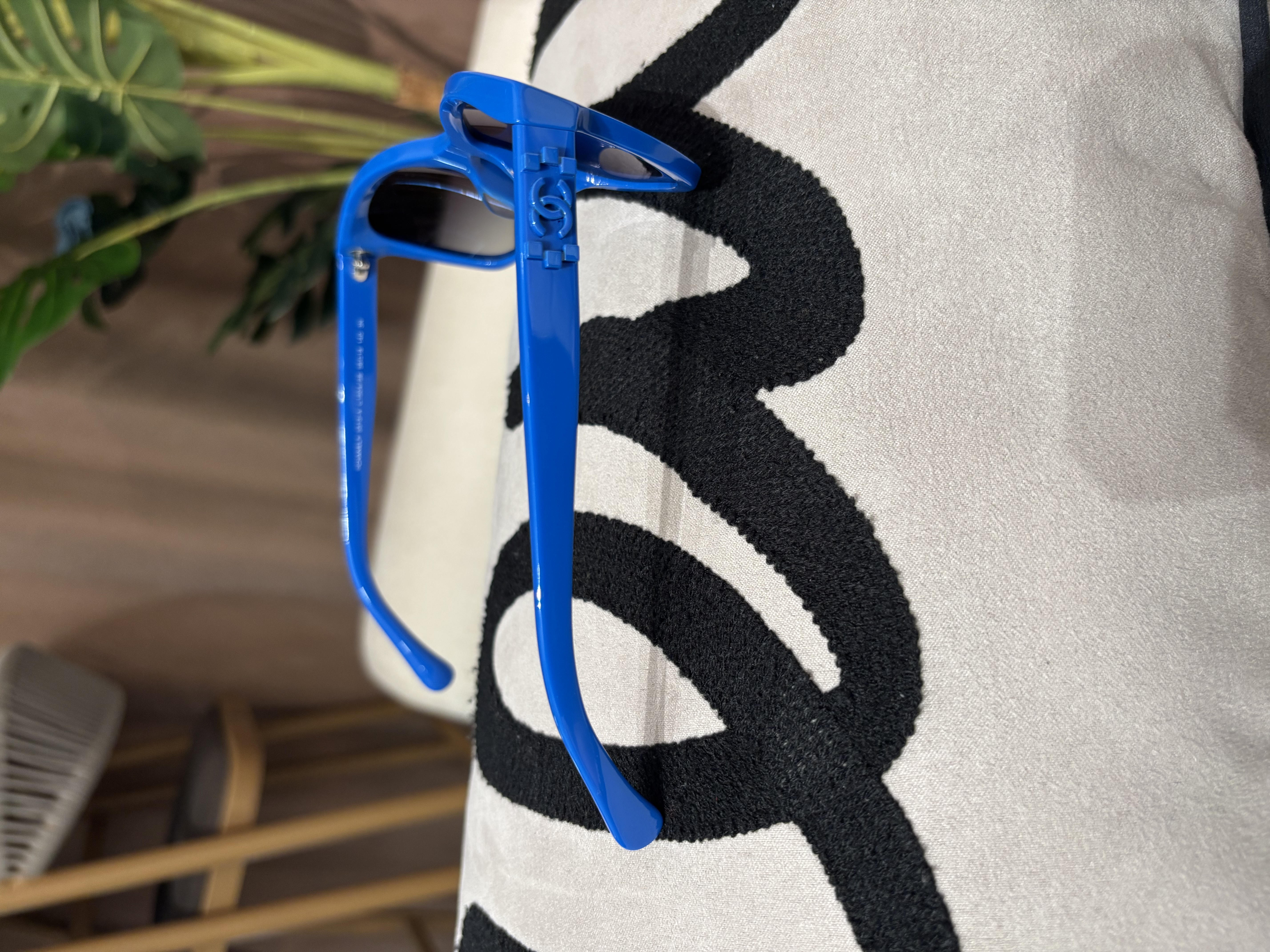Chanel Sunglasses Blue 5313 100%Authentic, 99%New ✅box