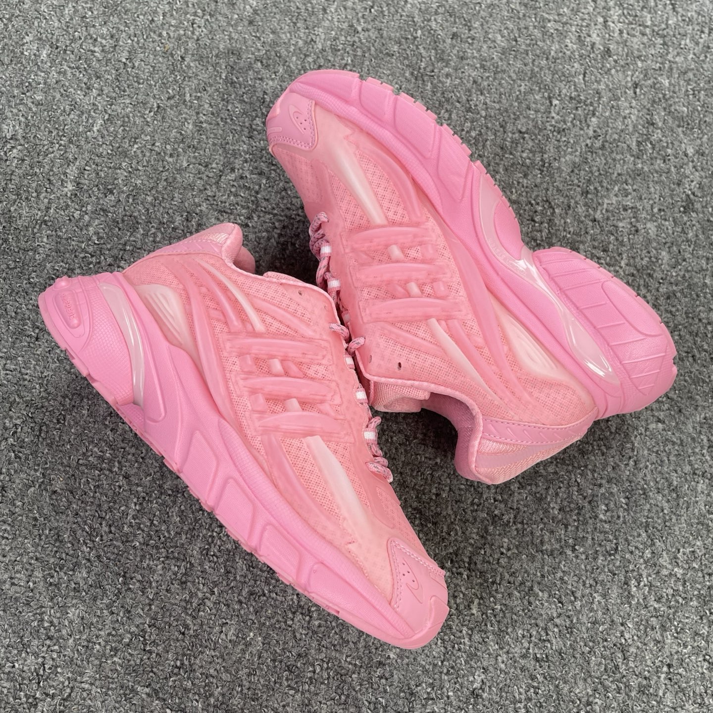 Pharrell Williams x Adidas Adistar Jellyfish 