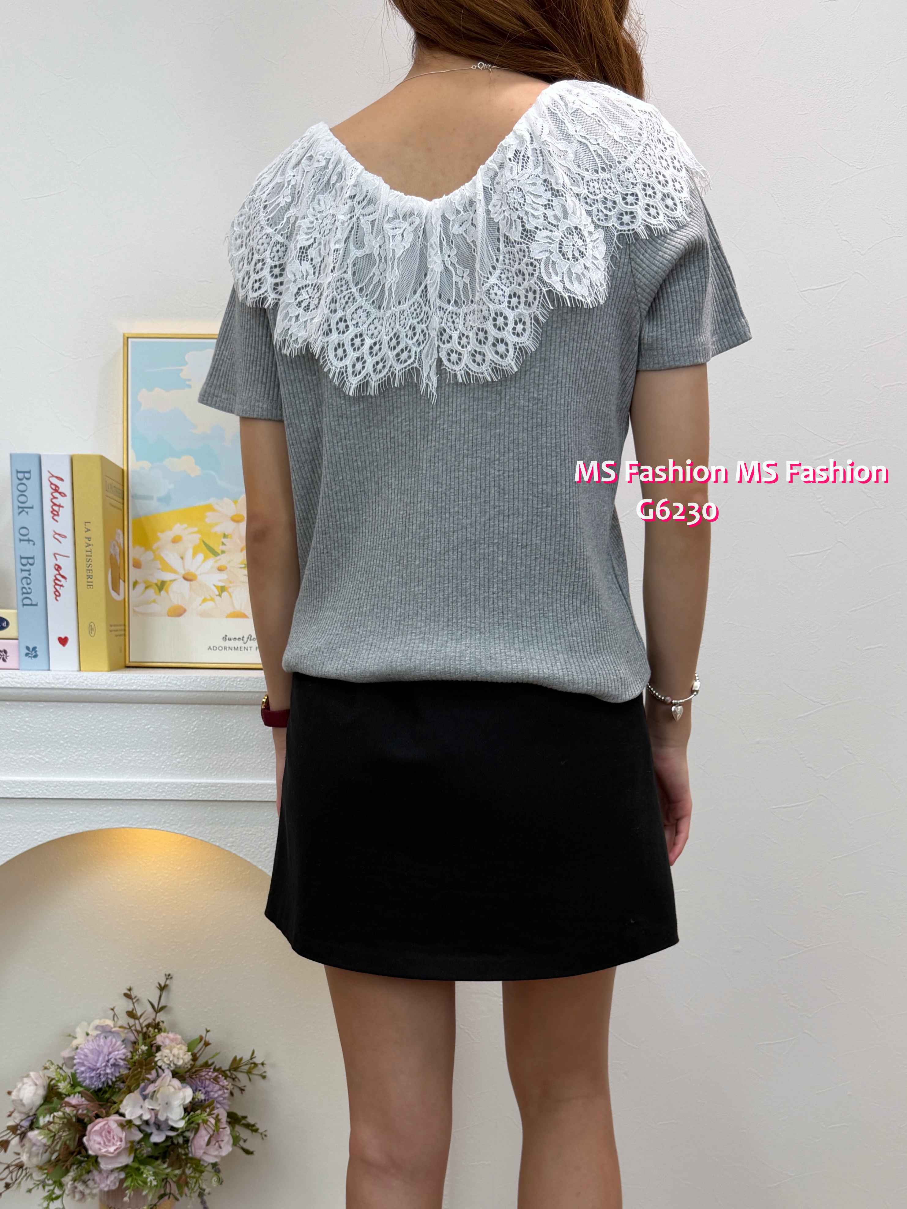 G6230 韓國🇰🇷V領拼lace top