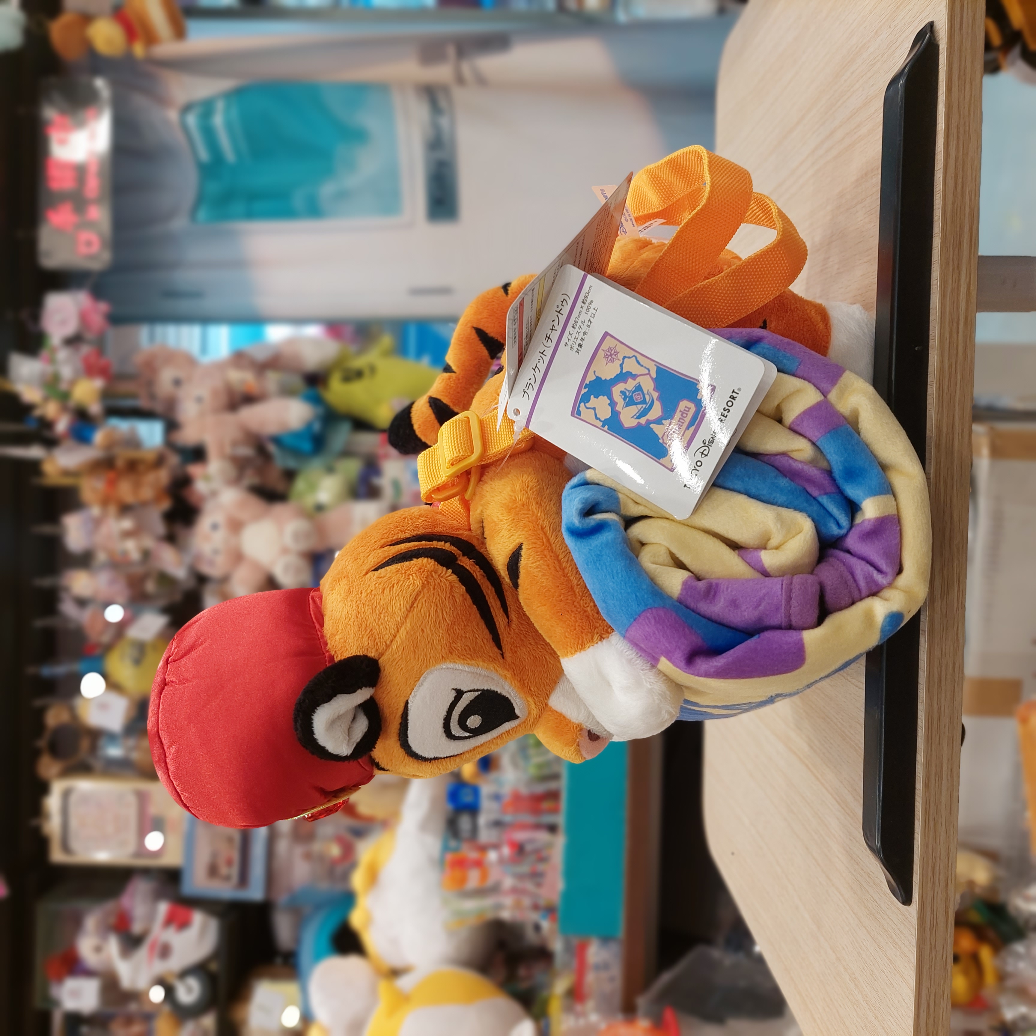 東京廸士尼限定 阿拉丁 Jasmine 苿莉公主 寵物 老虎仔 公仔背囊連 披肩 被仔