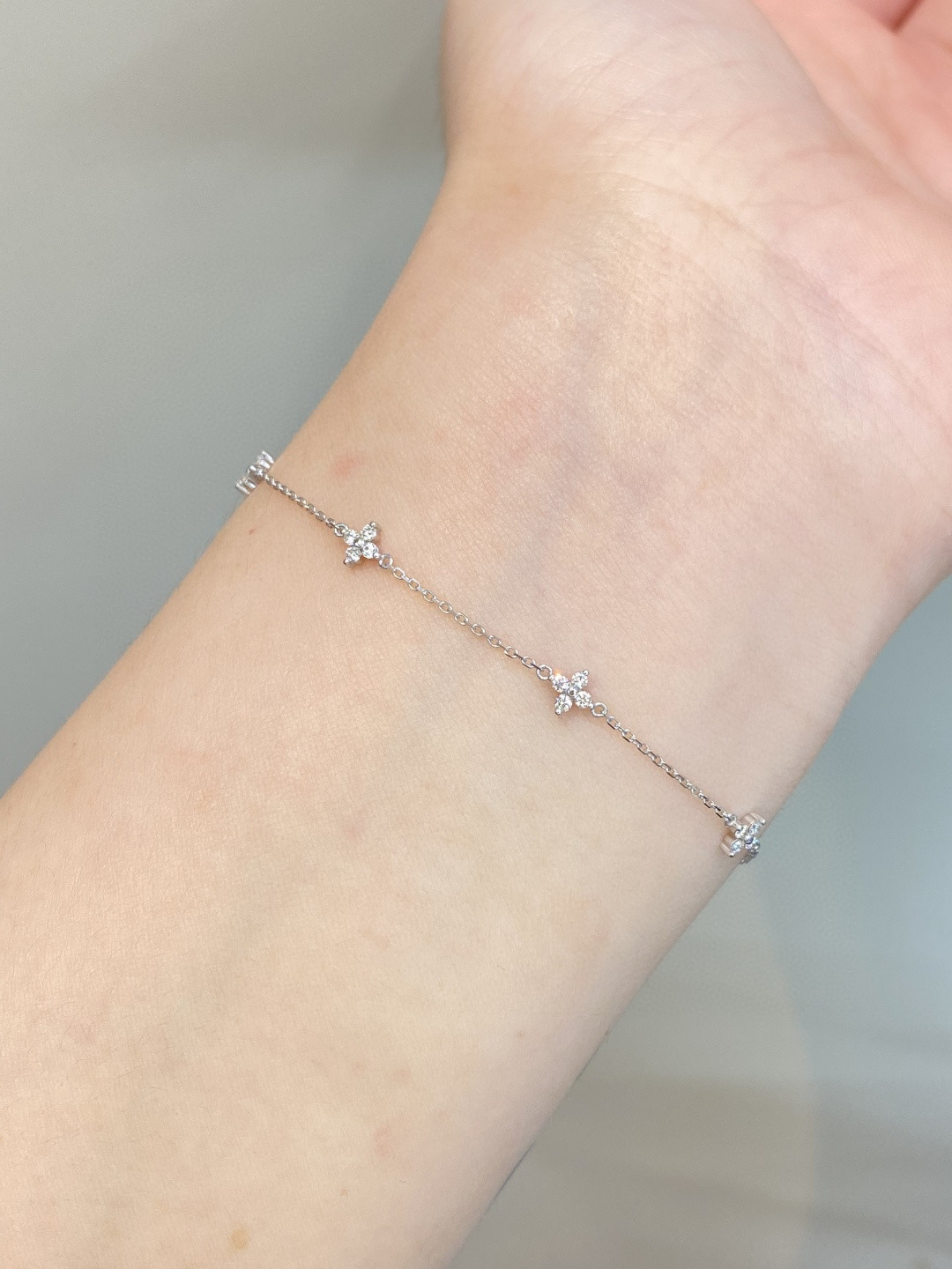 18K Diamond Bracelet 