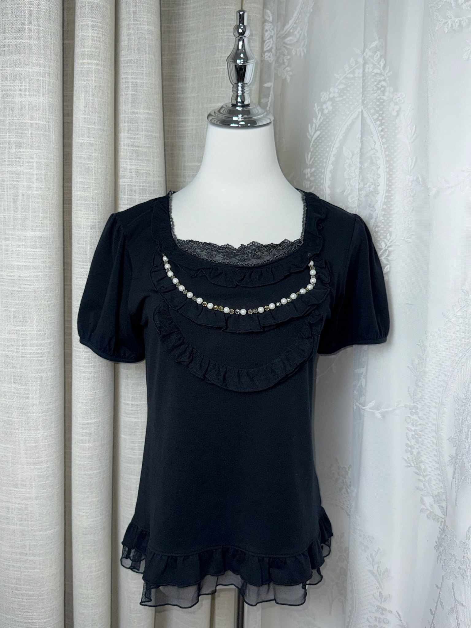 Elegant Pearl-Accented Ruffle Knit Top