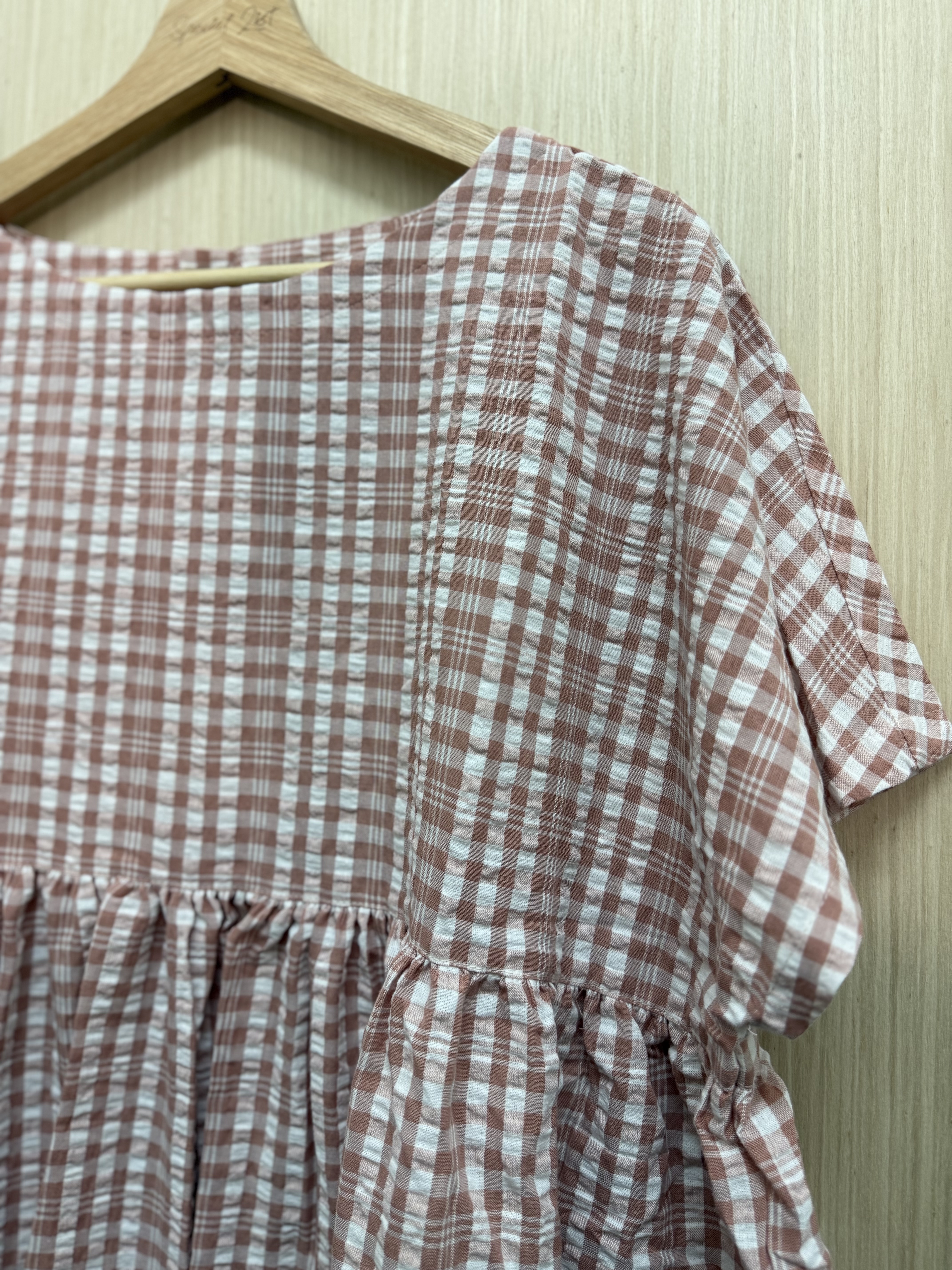 泡泡棉格仔𝐭𝐨𝐩（粉𝐱白）