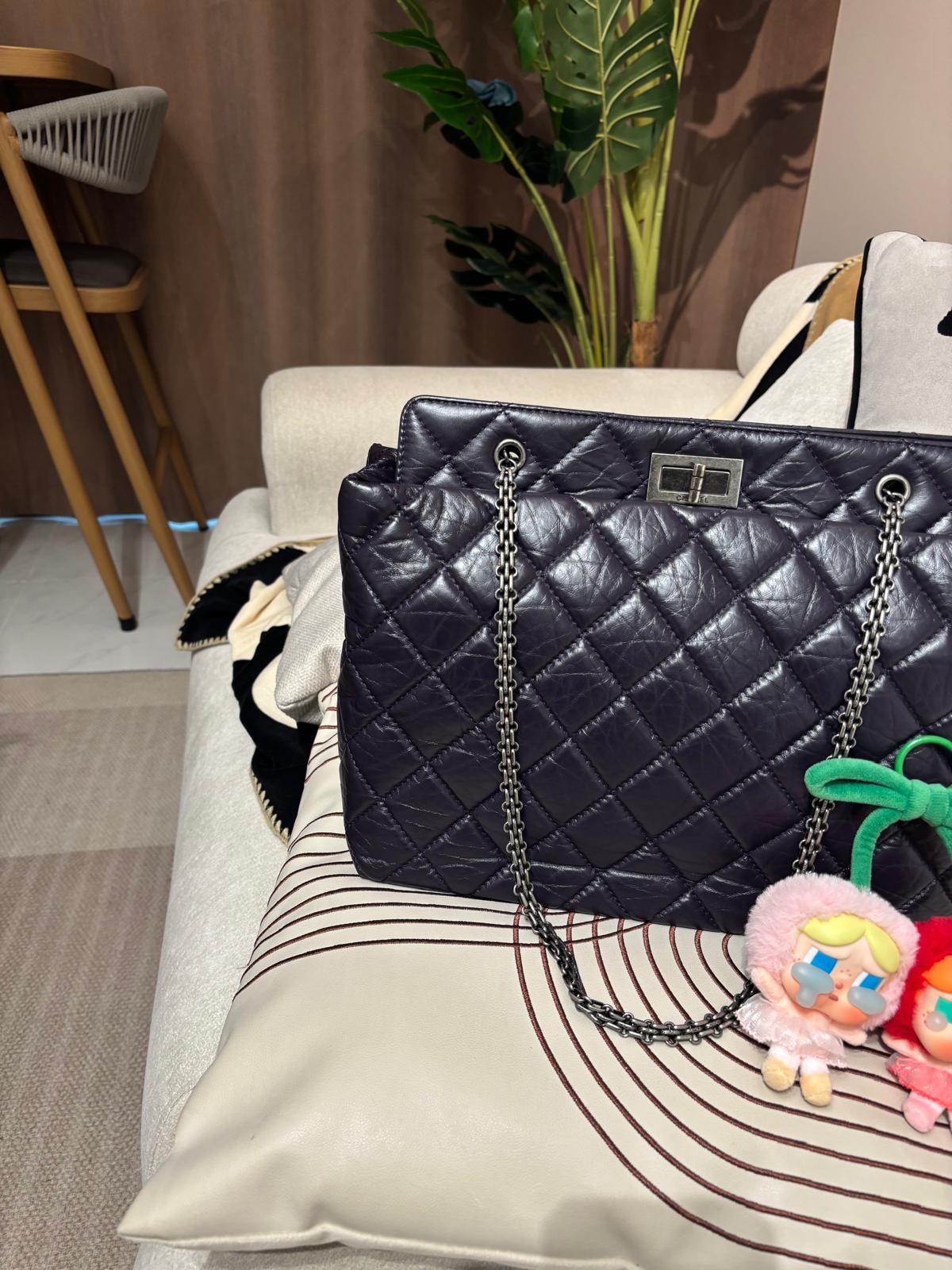 Chanel 2.55 calfskin Shoulder Chain tote bag 100%Authentic ,98%new ✅card✅dust bag✅box