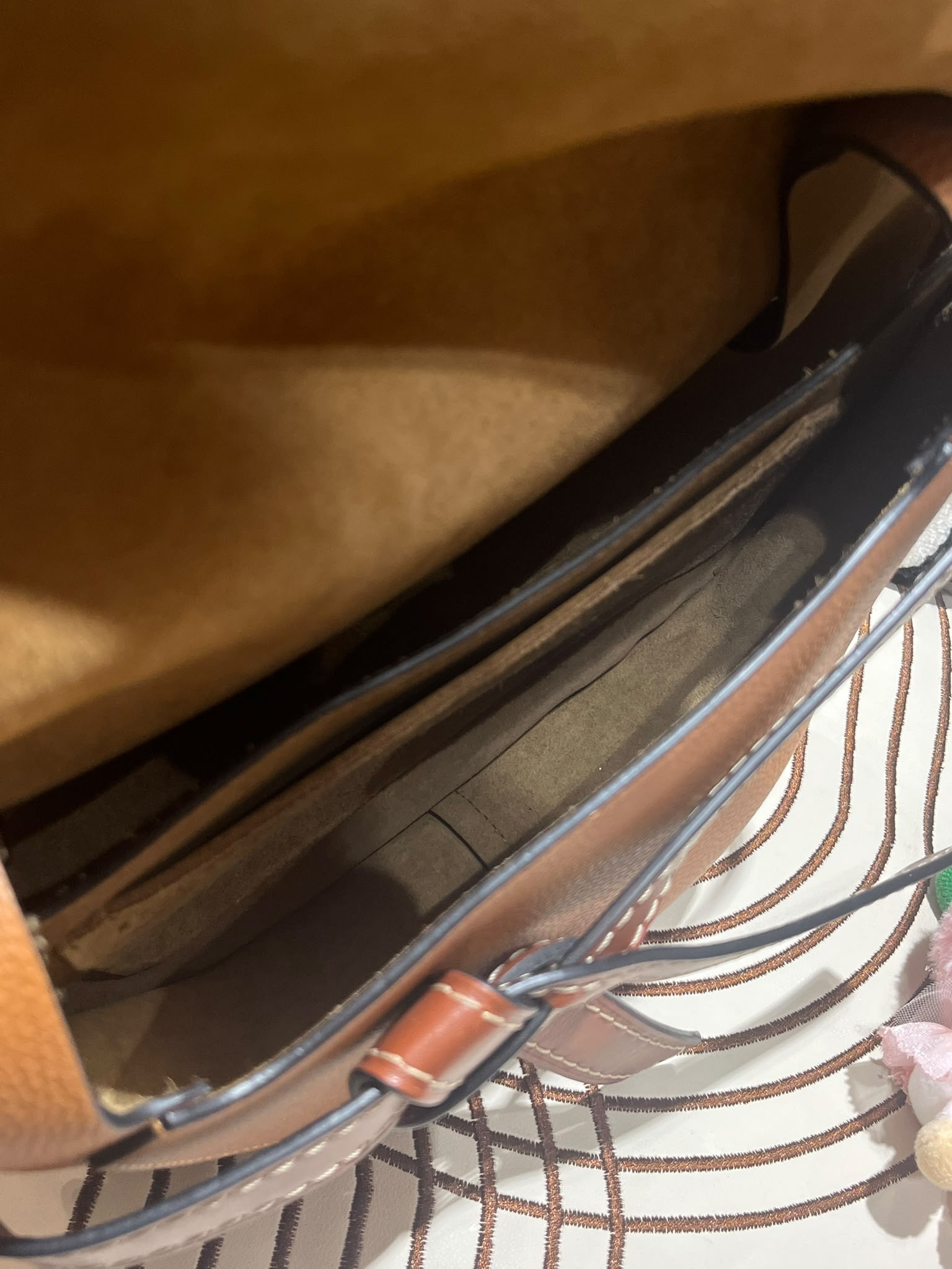 Loewe Gate Small crossbody bag Tan 100%Authentic, 95%New ✅Dust bag