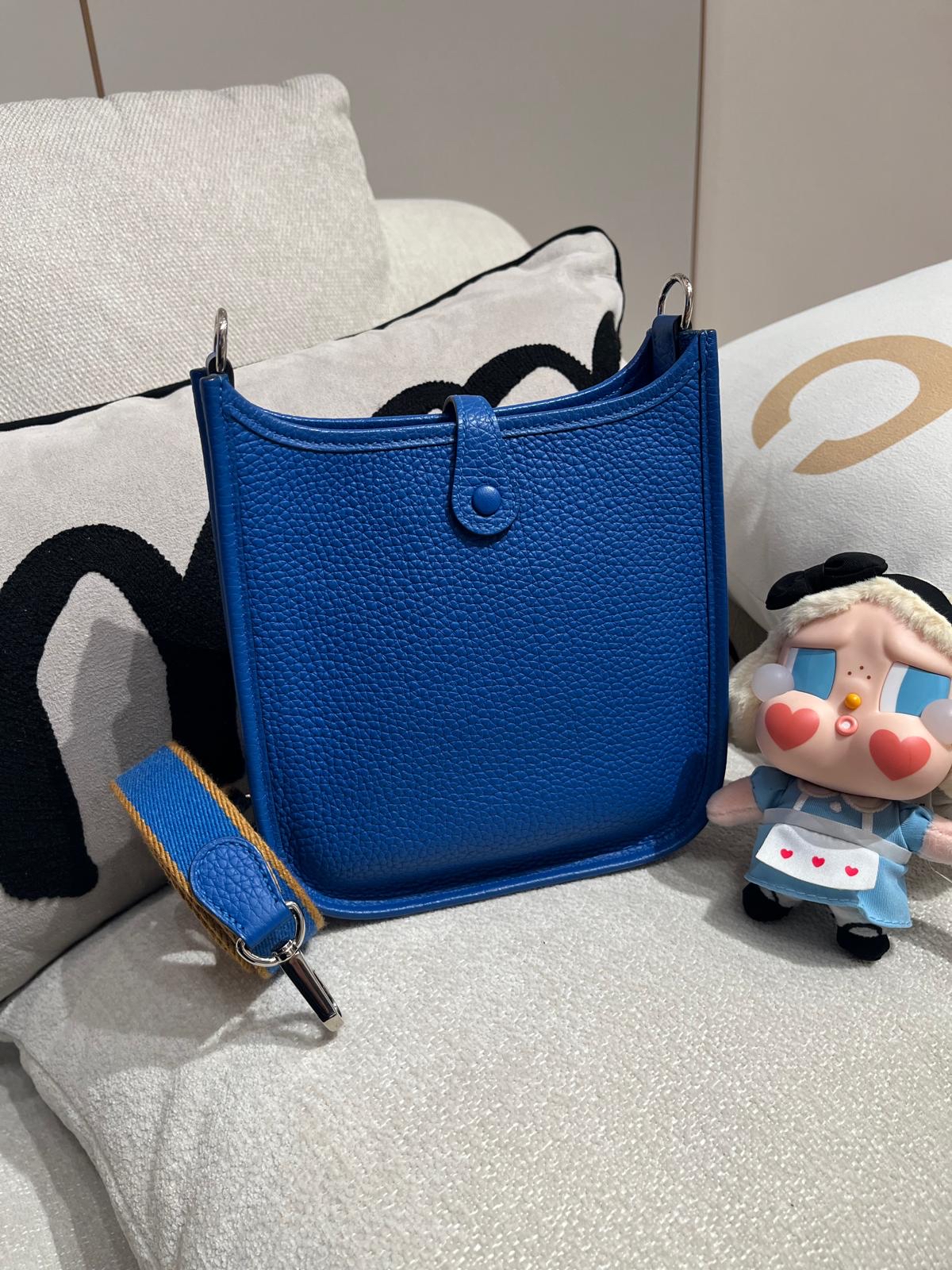 Hermes Mini Evelyne ,Stamp C 100%Authentic , 98%new  ✅strap ✅塵袋  