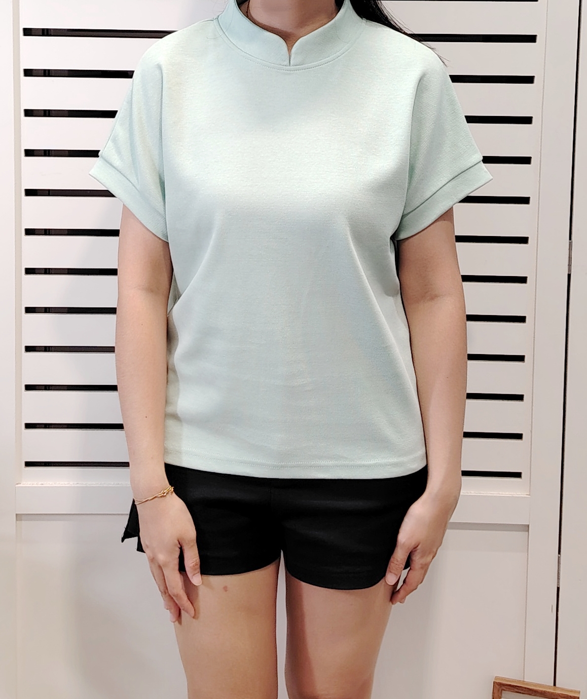 M2904 Mandrin Collar Cny Tee