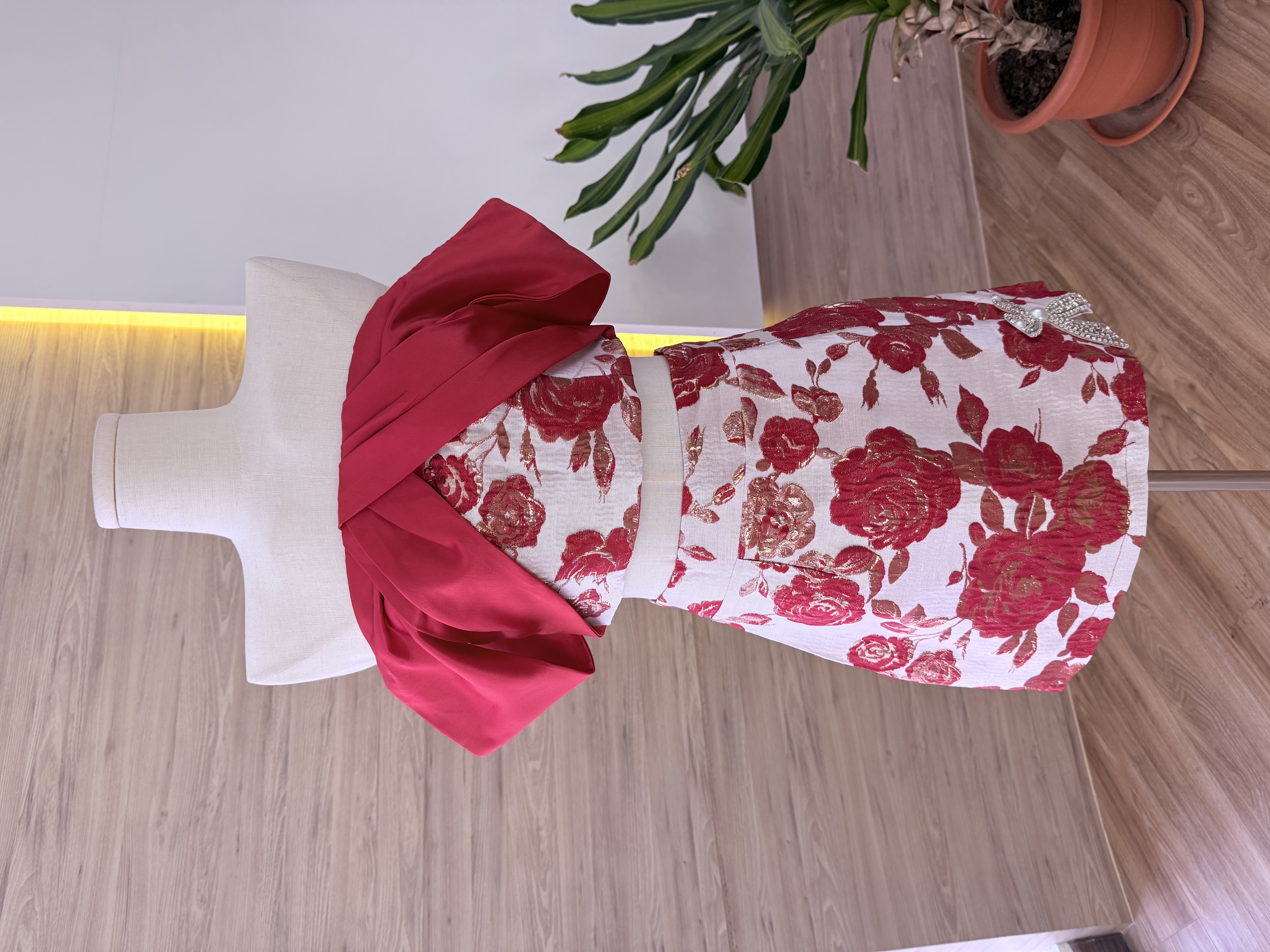 Charmaine Oriental Set Wear