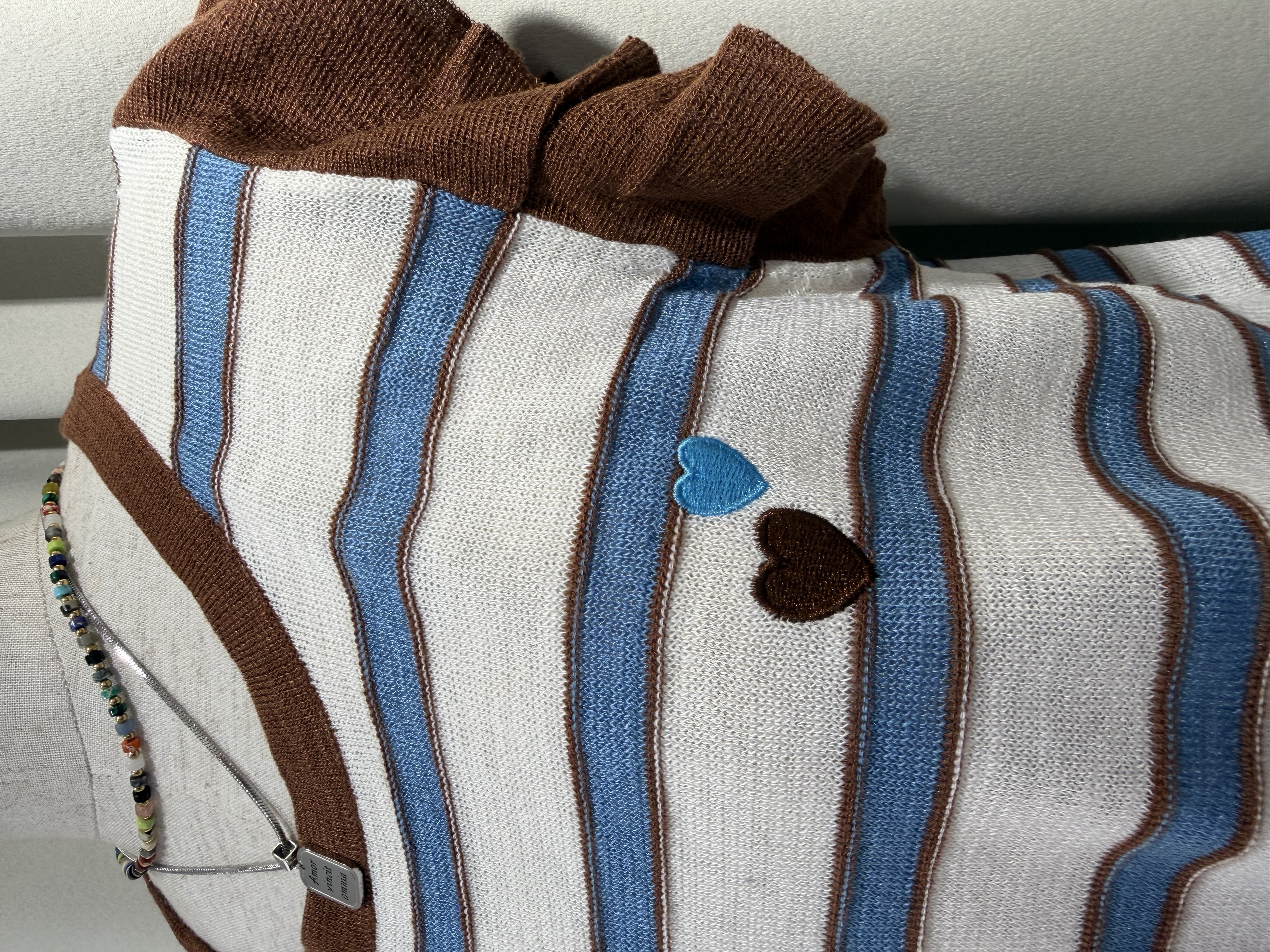 刺繡心心針織