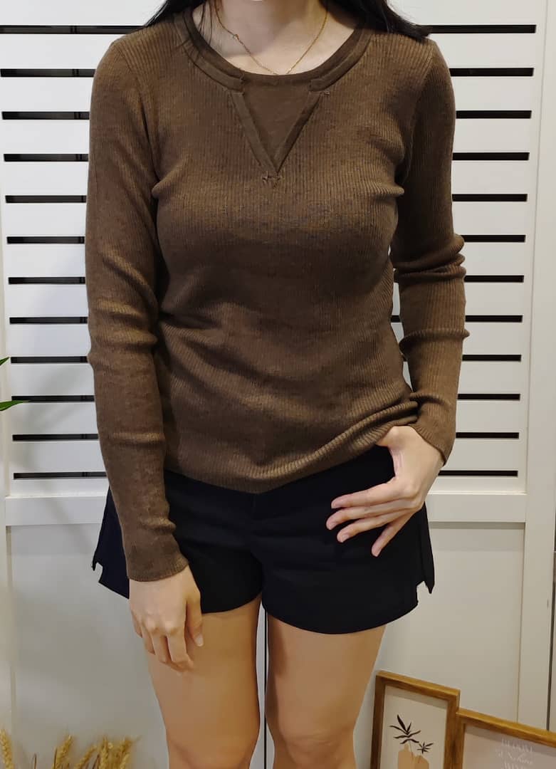 S8266 Fake 2 in 1 Knitted Blouse