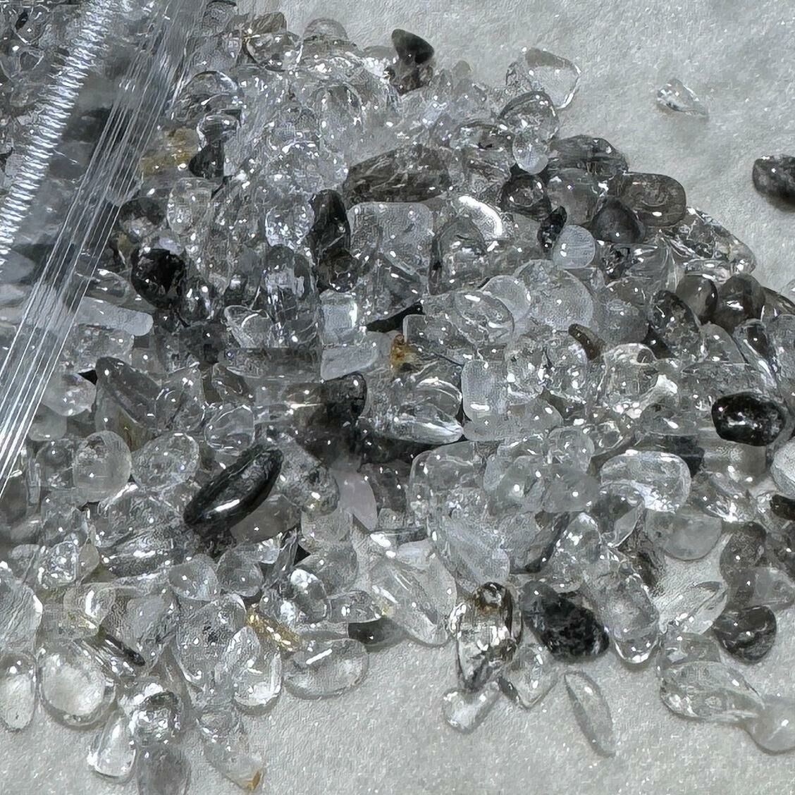 閃靈鑽 碎石 200g +/-