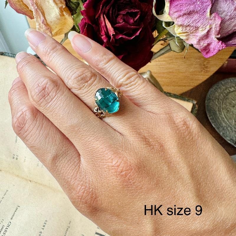 New Old Stock - Post-War C.a. 1950s Handcraft / Made in Czechoslovakia Vintage Glass Brass Alloy Ring - Various Size (B094)