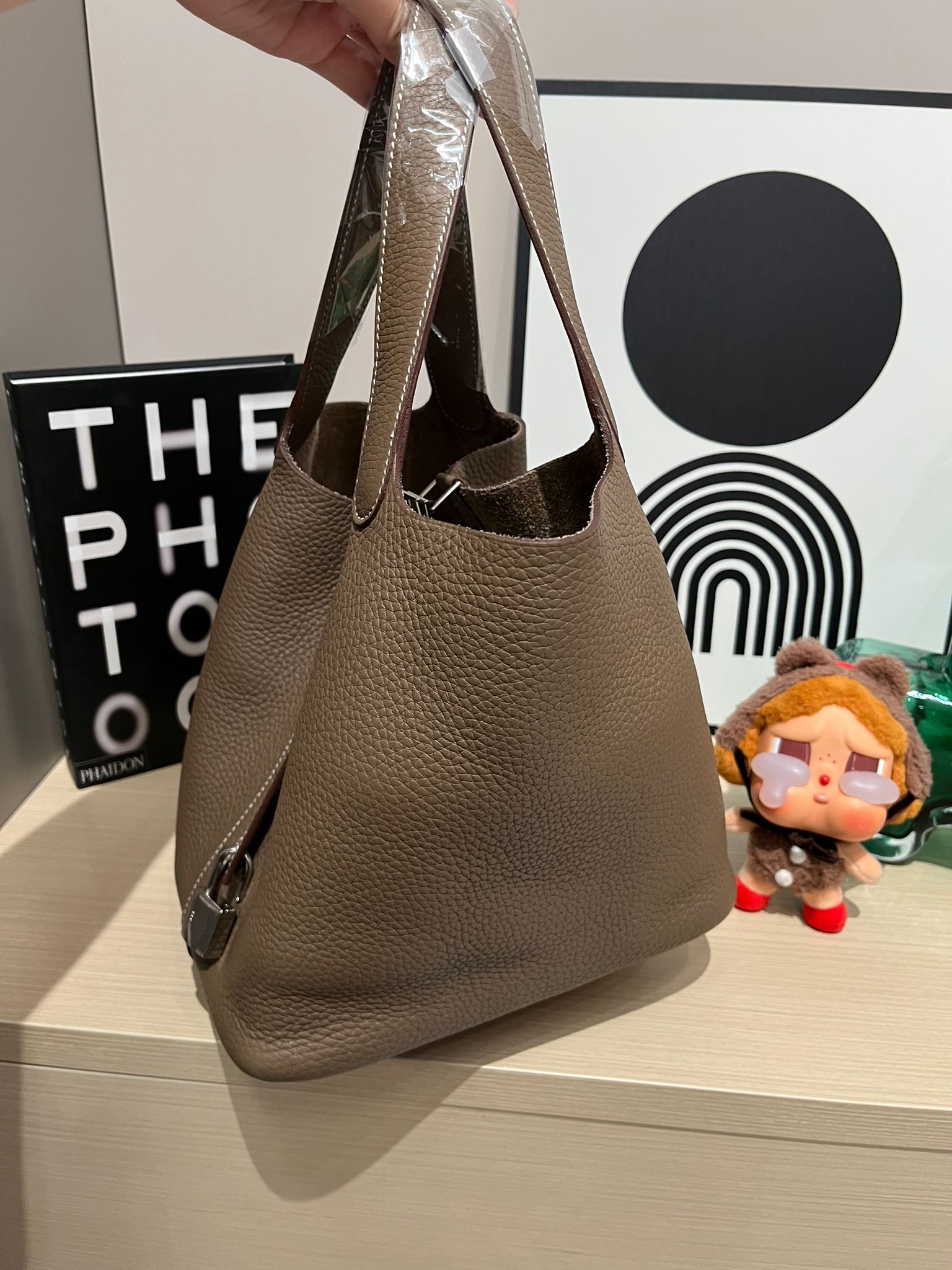 Hermes Picotin 22 Stamp Z 大象灰銀扣 100%Authentic, 98%New ✅收據✅Key Lock ✅Dust bag ✅Box