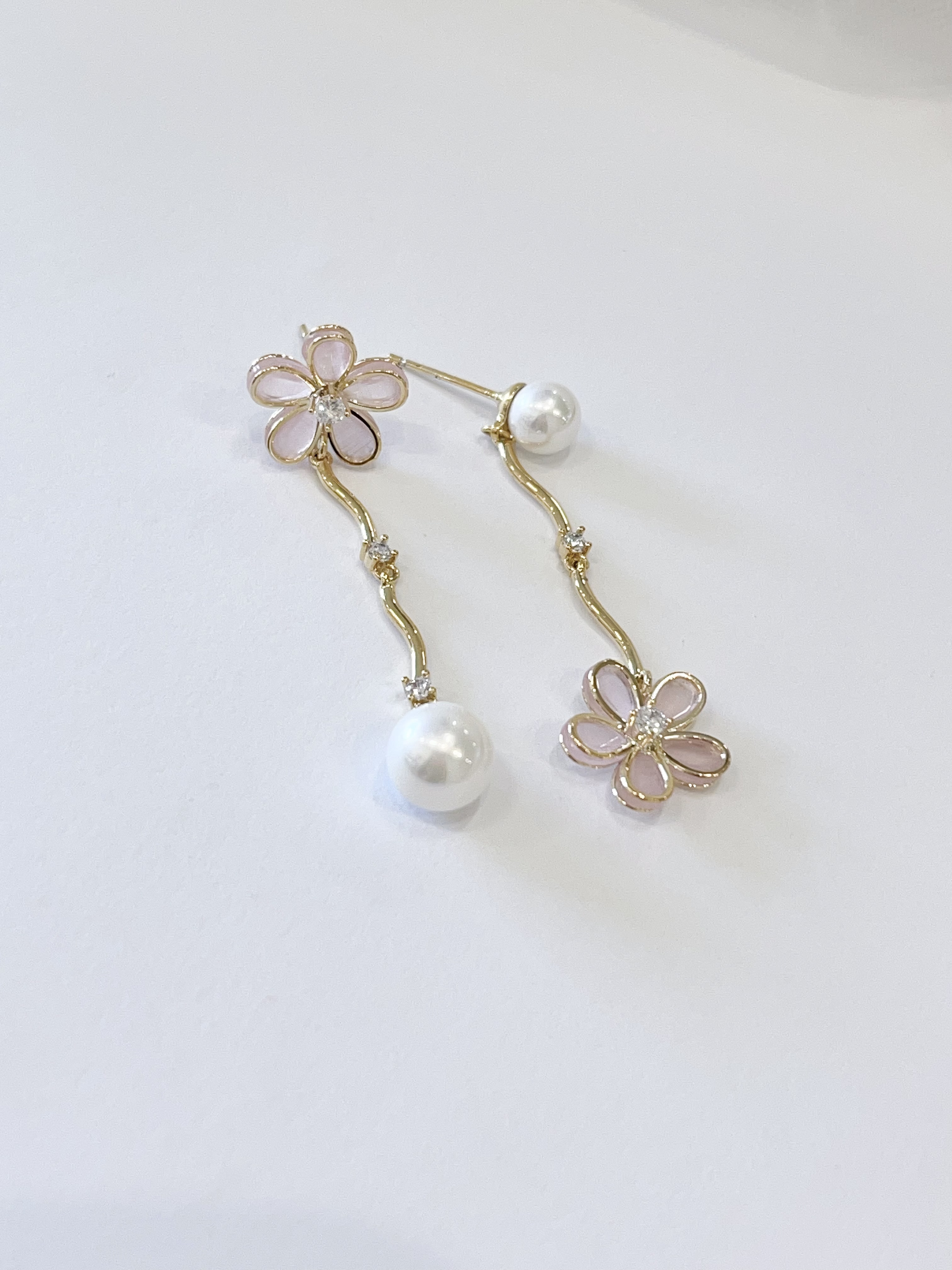 不规则小花珍珠吊坠耳环