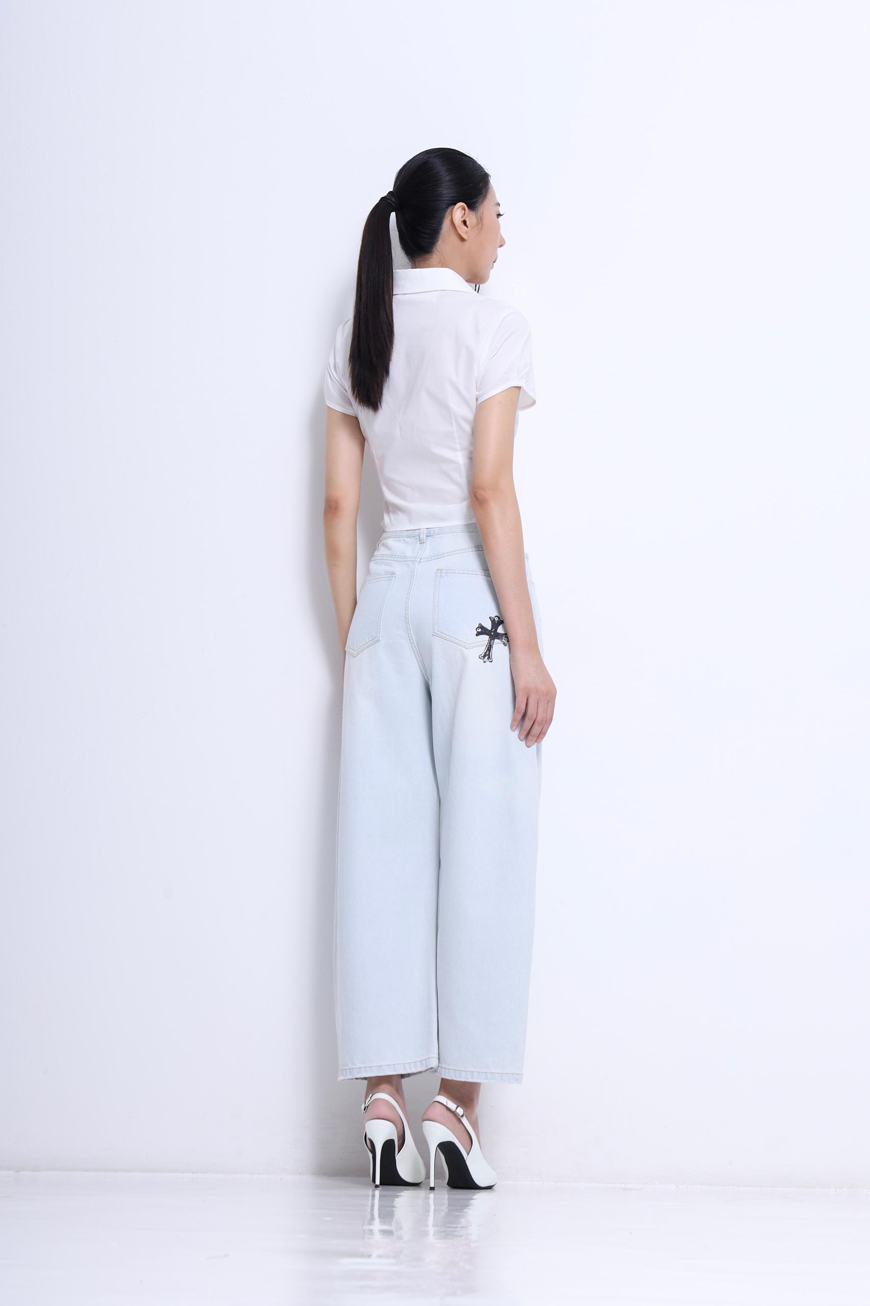 CP1679 CROSS LOGO INITIAL JEAN PANT
