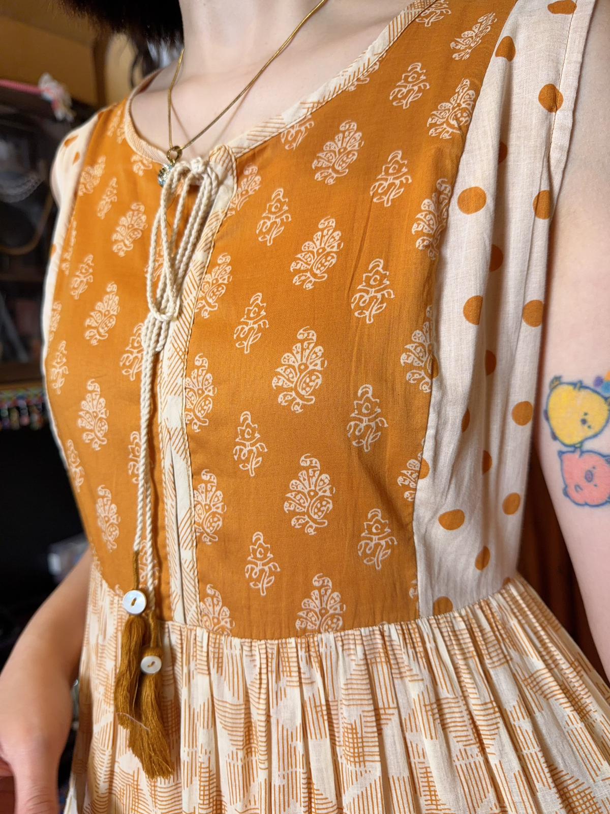 Ginger Yellow Cake 4-layer Sleeveless OP 45" #1453