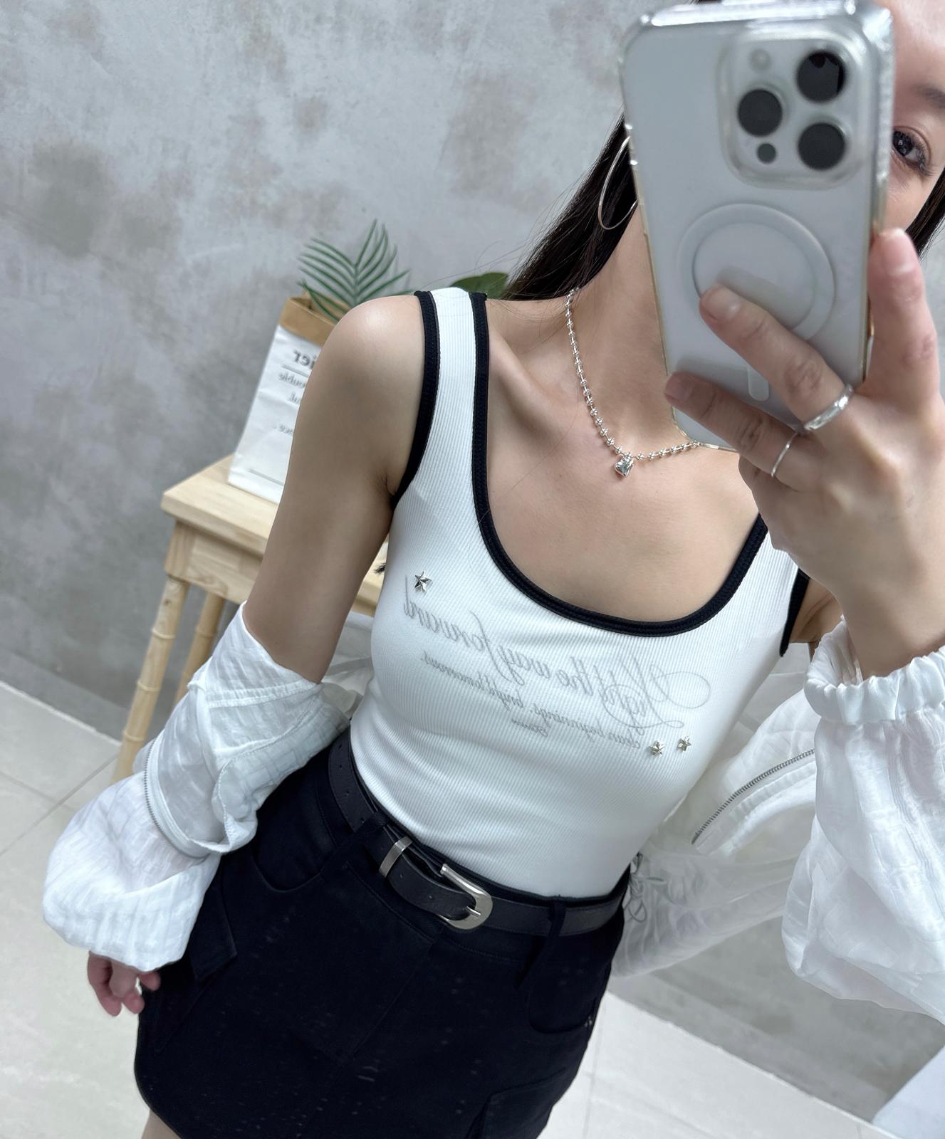 E16 拼色方領釘釘Bra top