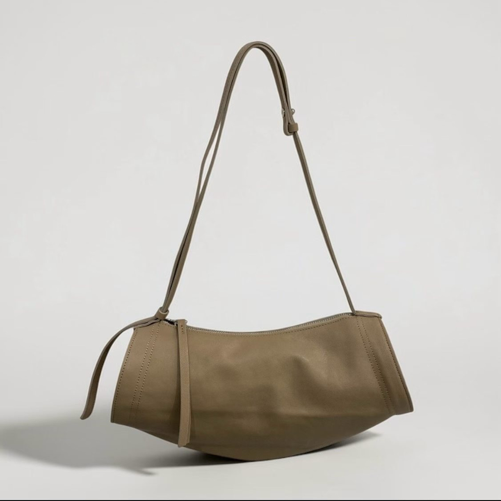 【新品牌Lampas】預訂_Soft Lambskin/Suede Curved Cylinder Bag By Lampas