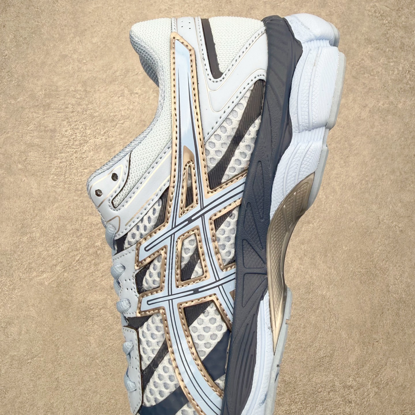 Asics Gel-Cumulus 16