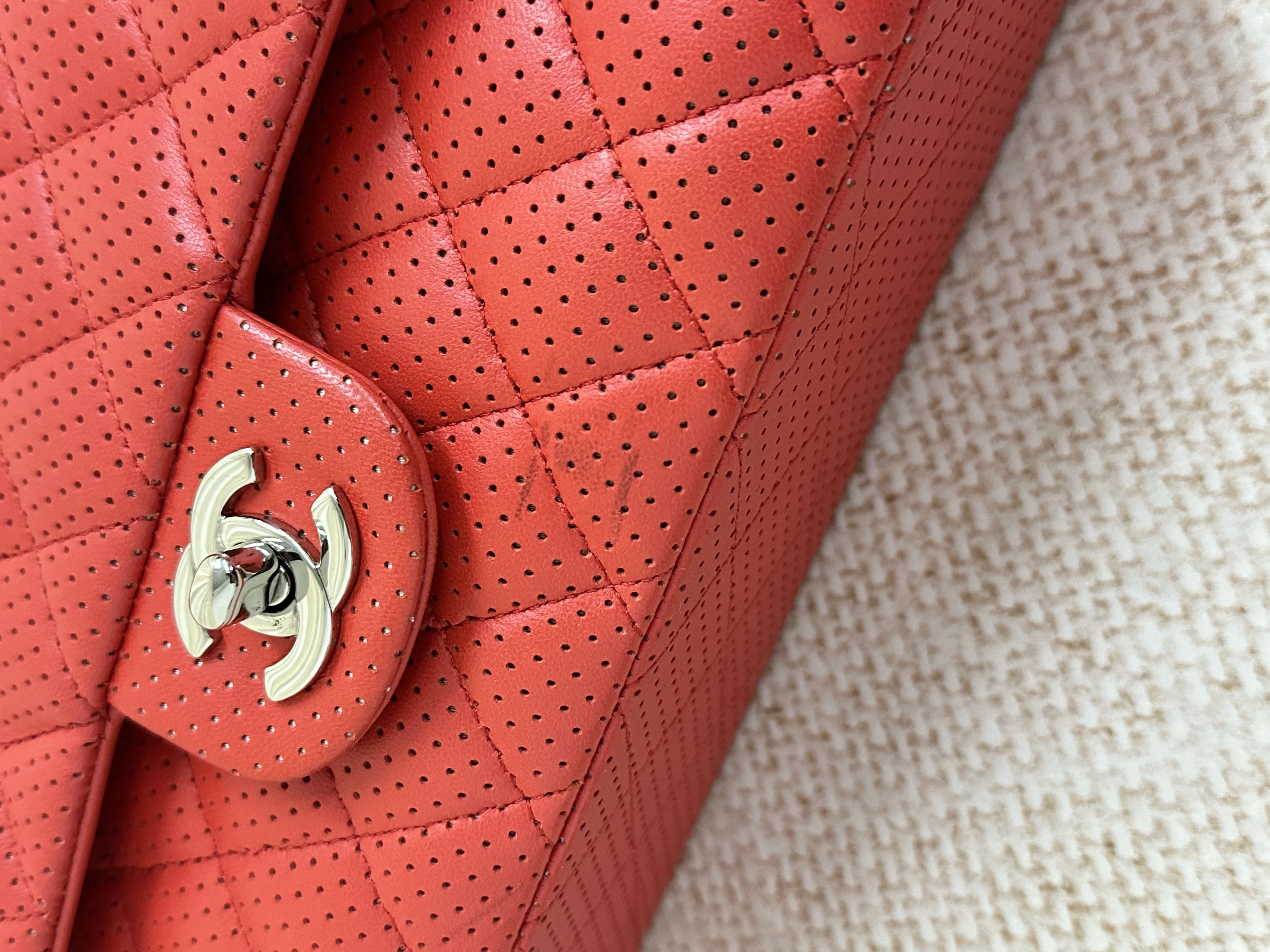 Pre-owned Chanel CF/ Product Code: 26041609