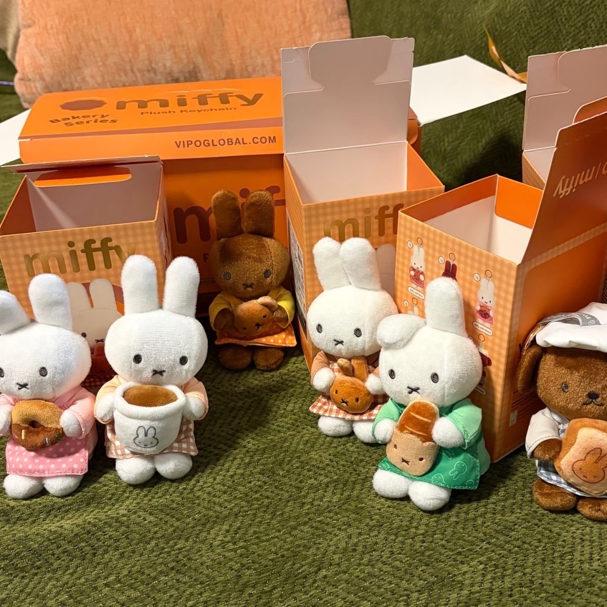 救救3小兔B行動 新登場 Miffy Bakery 烘焙掛件盲盒 指定款式 (需拆盒拆袋確定)