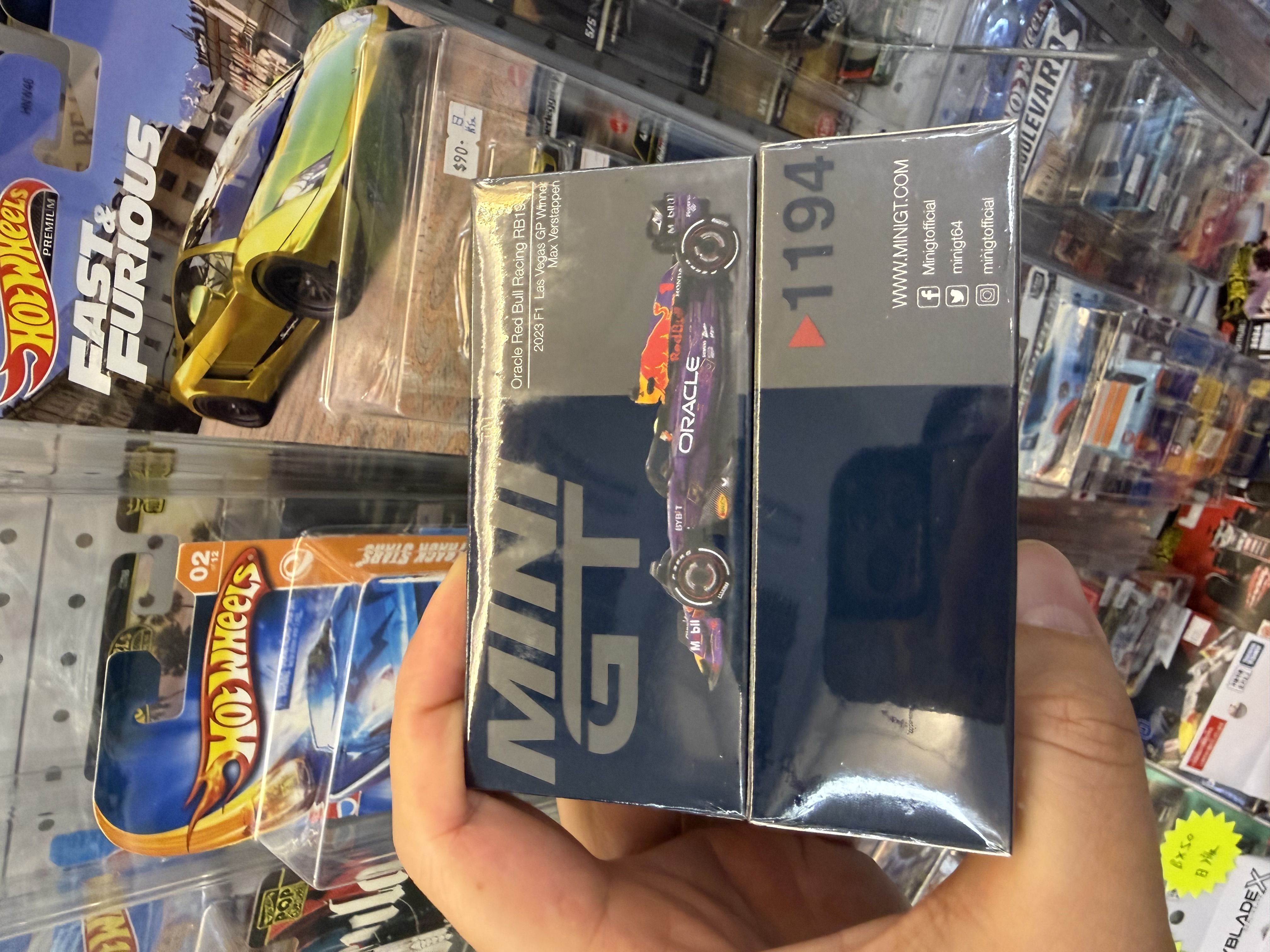 MINI GT 1194 Oracle Red Bull Racing RB19 #1 2023 F1 Winner 紅牛車隊拉斯維加斯大獎賽冠軍 Max Verstappen MINIGT