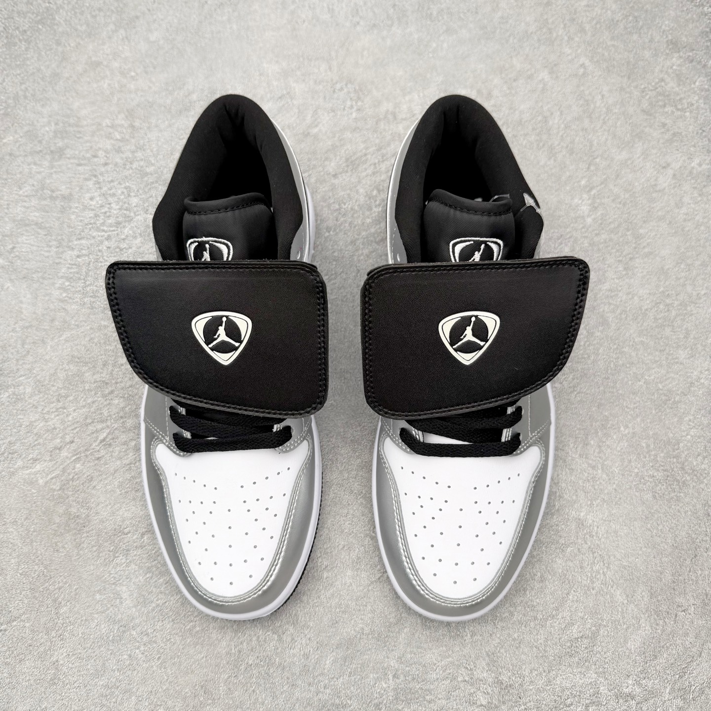 Nike Air Jordan 1 Low IR2278-100