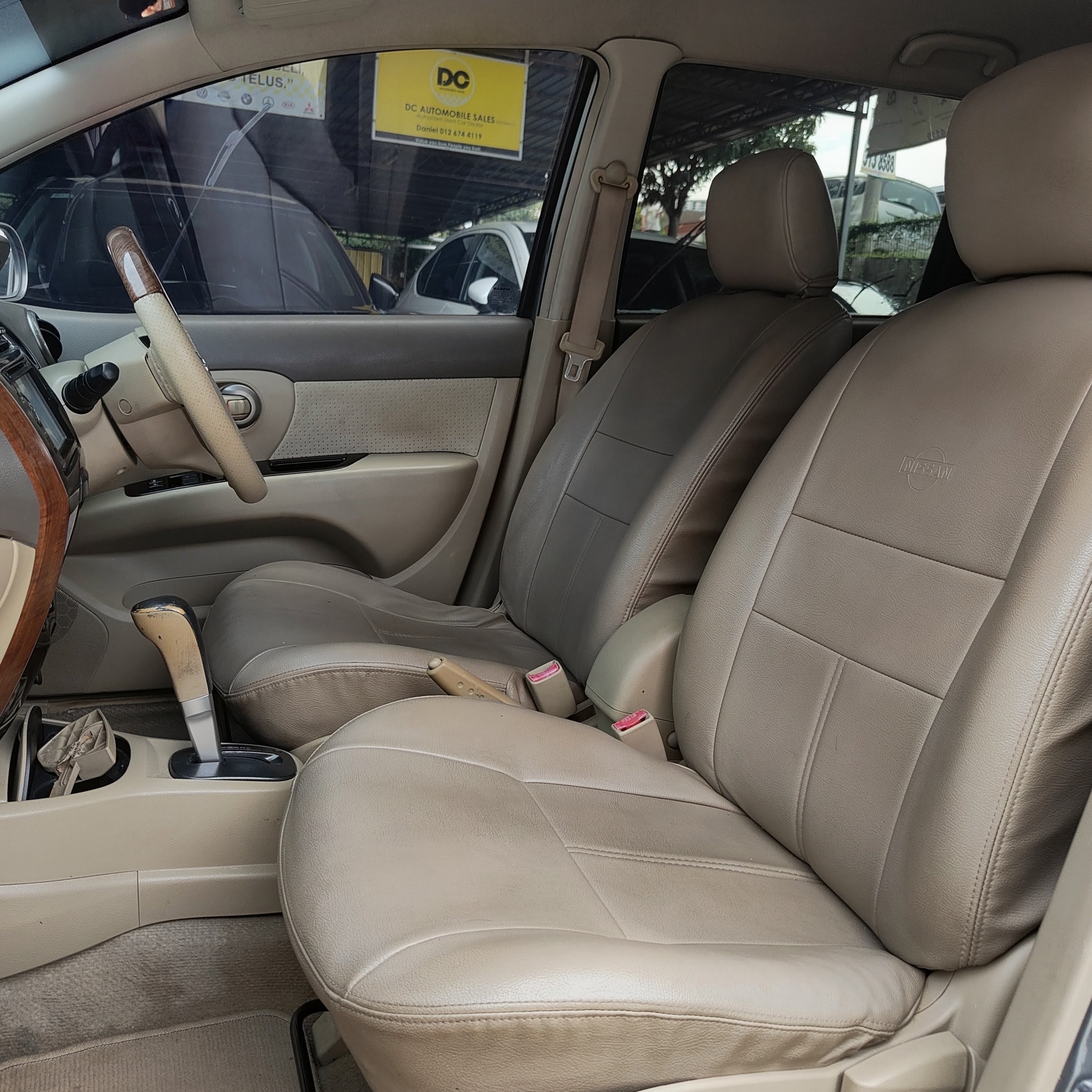 2009 NISSAN GRAND LIVINA 1.8 
