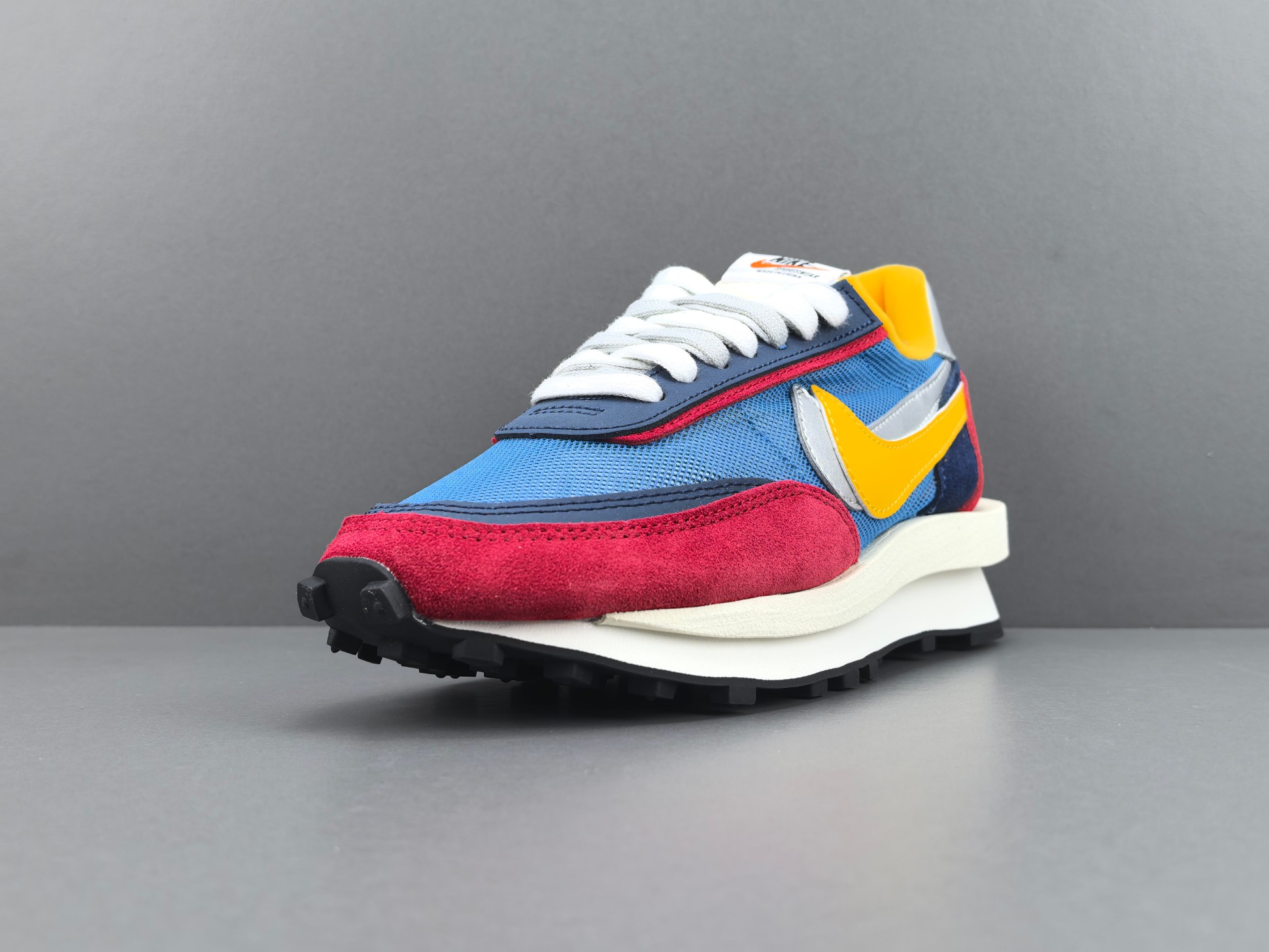 Nike LDWaffle x Sacai "Varsity Blue" BV0073-400