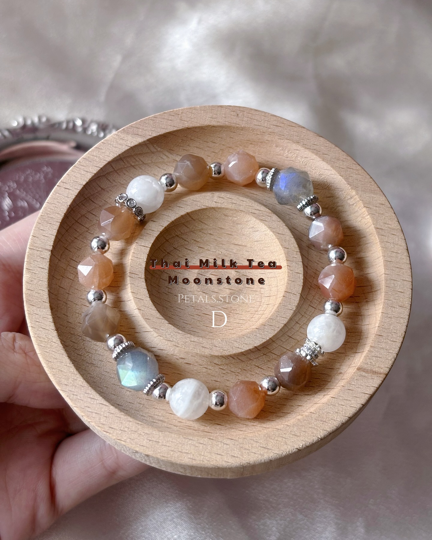 🥤тнαι мιℓк тєα мσσηѕтσηє🌙