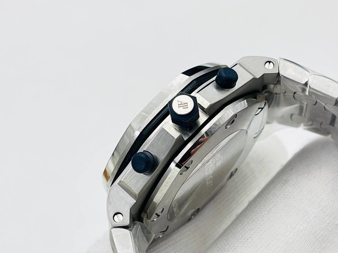 爱彼皇家橡树系列计时码表蓝色表盘精钢男士腕表