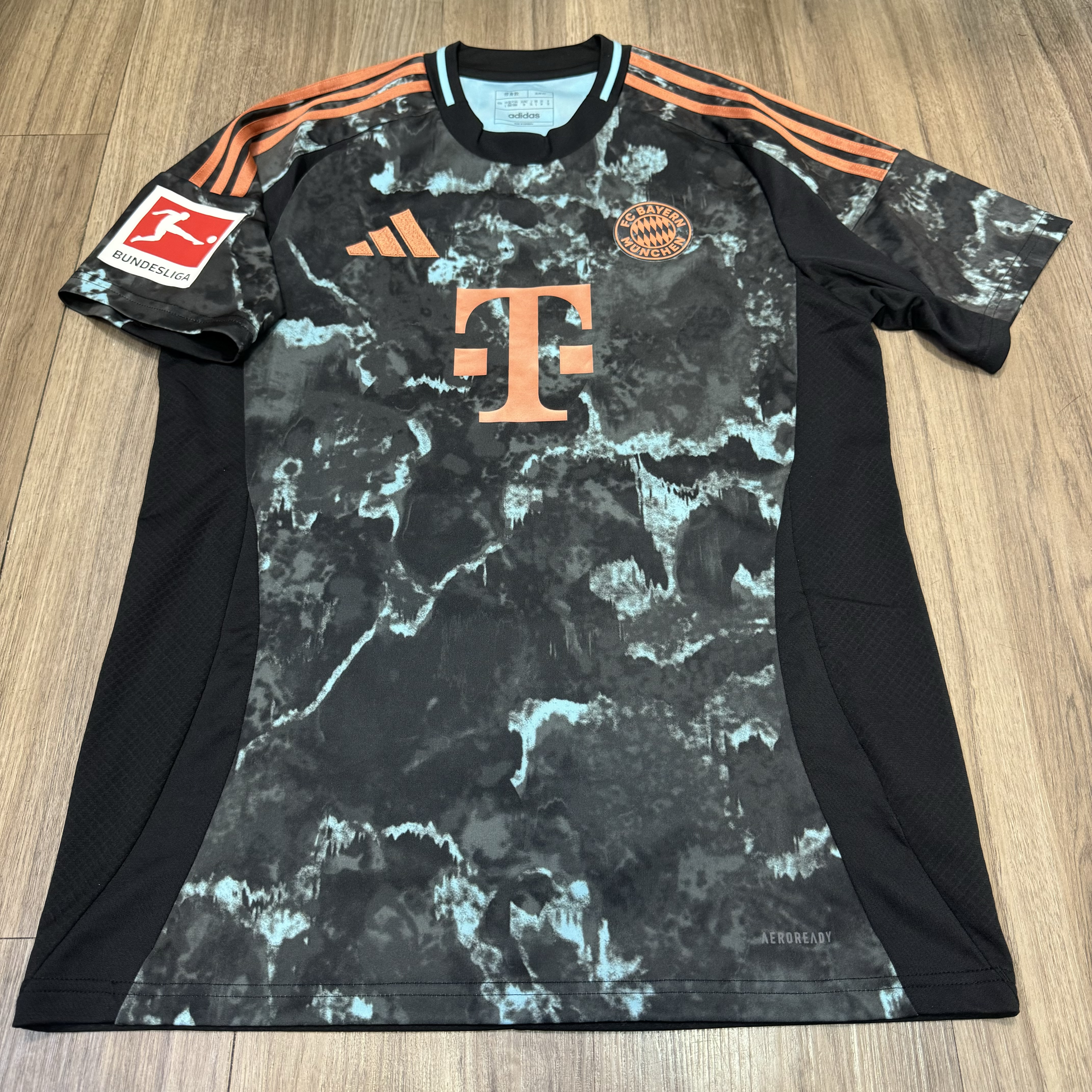 Bayern munich 24/25 away shirt #42 Musiala