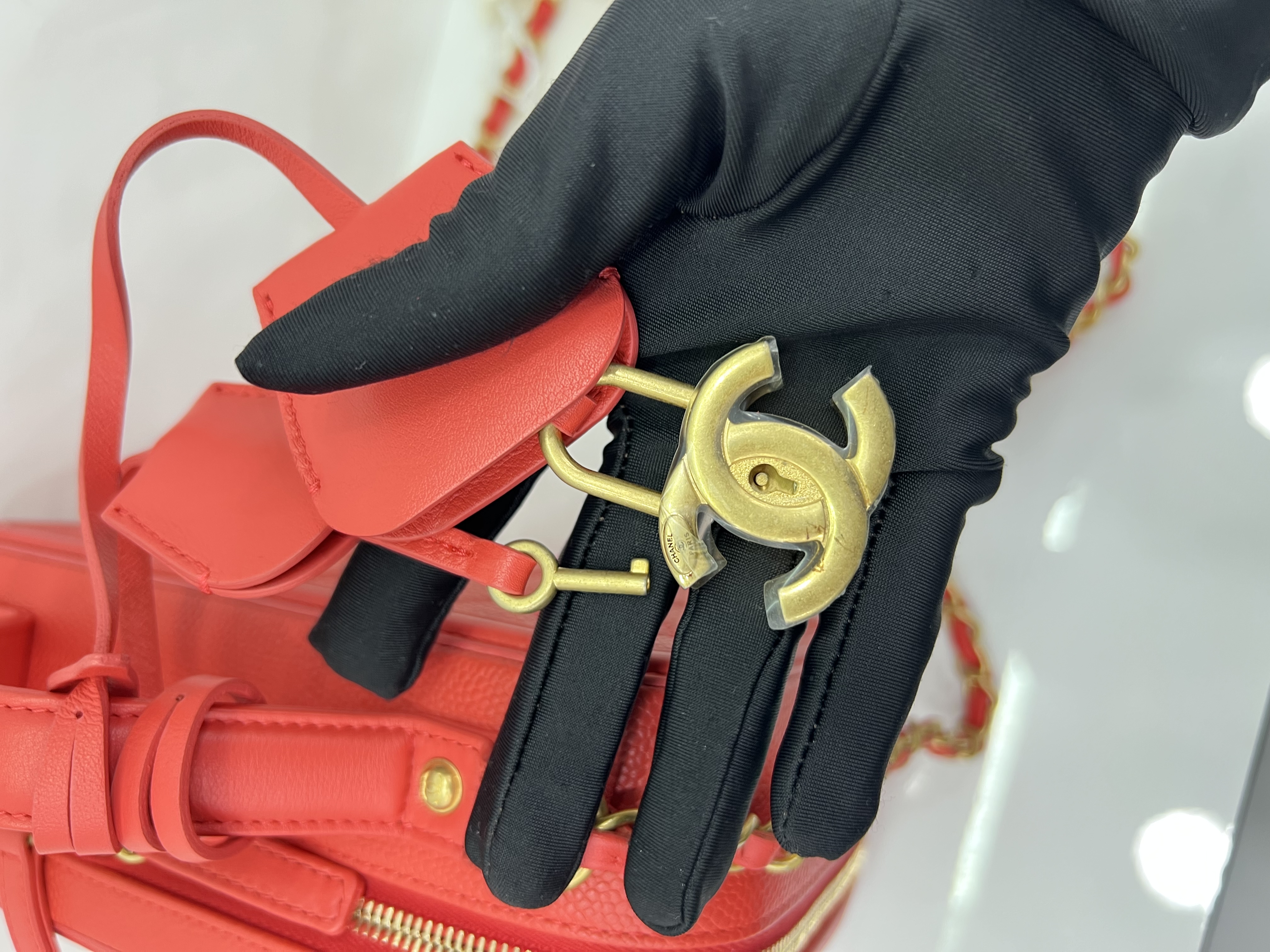 直播貨品 |  [1個-$100 2個-$300］EE81