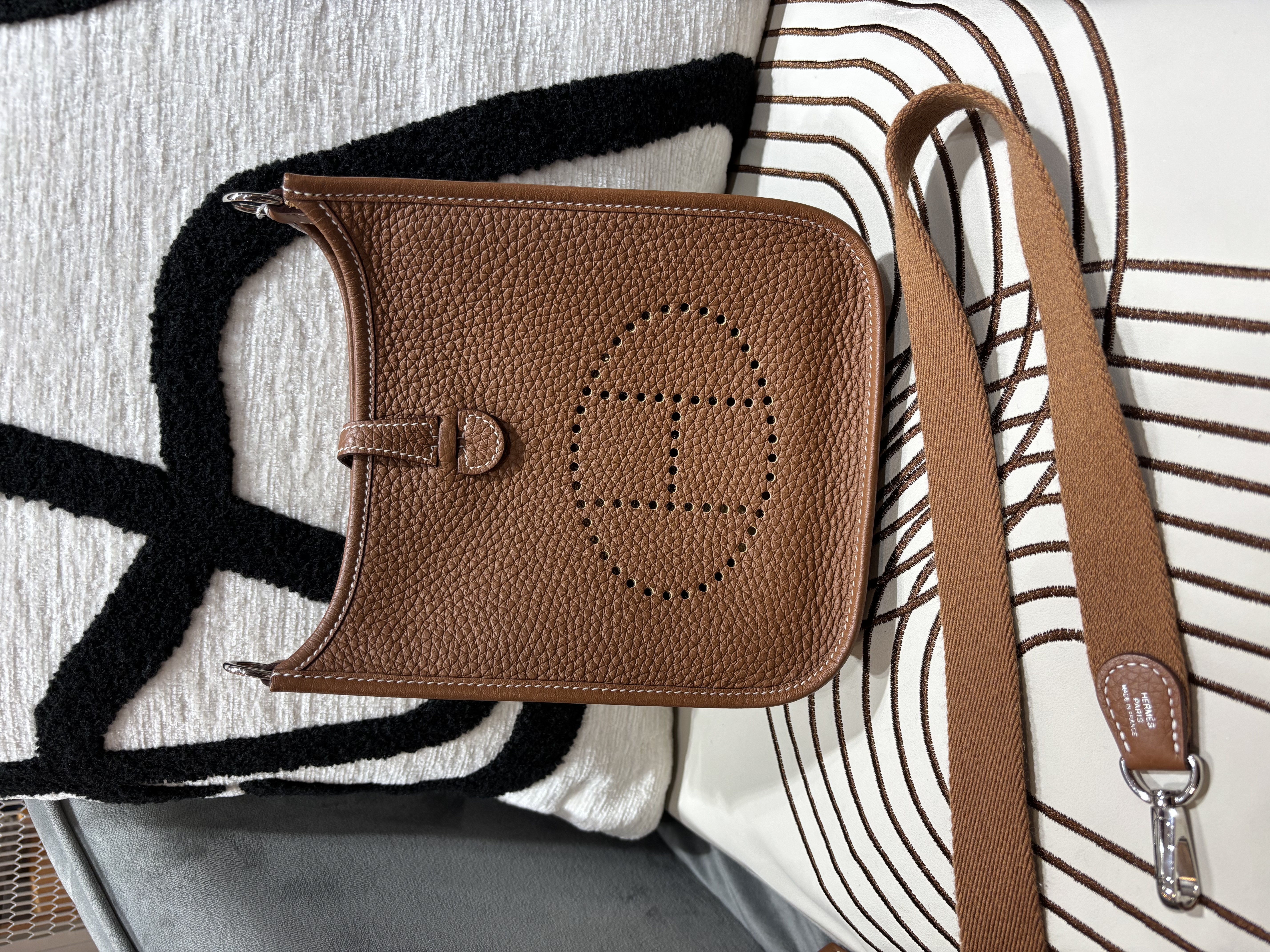 Hermes mini evelyne,Gold STAMP B ,100%Authentic,98%new ✅dust bag ✅box
