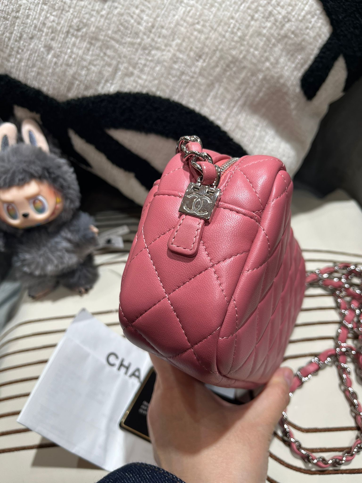 Chanel CC camera bag 100%Authentic,98%new ✅專門店收據✅card✅dust bag ✅box