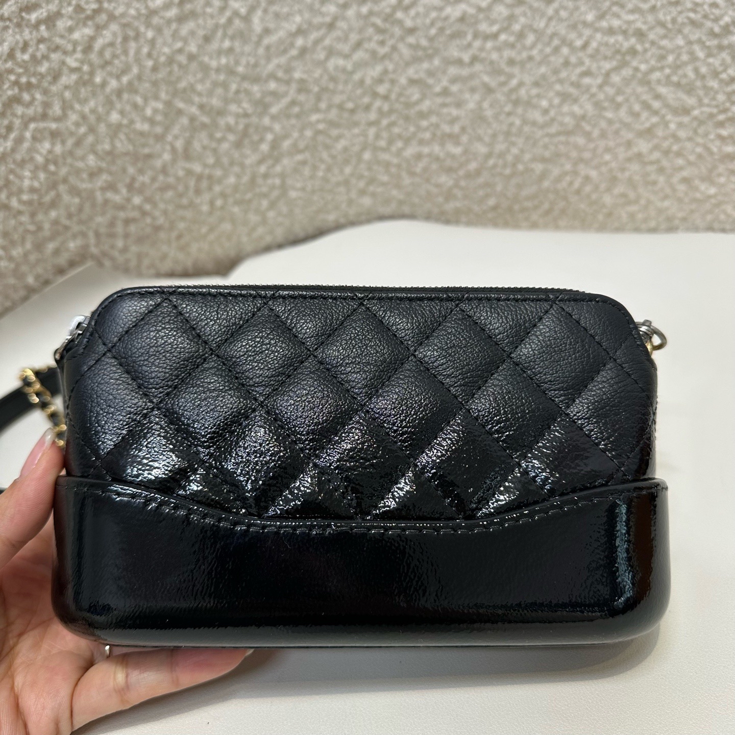 【預訂貨品】Chanel mini 黑金流浪包