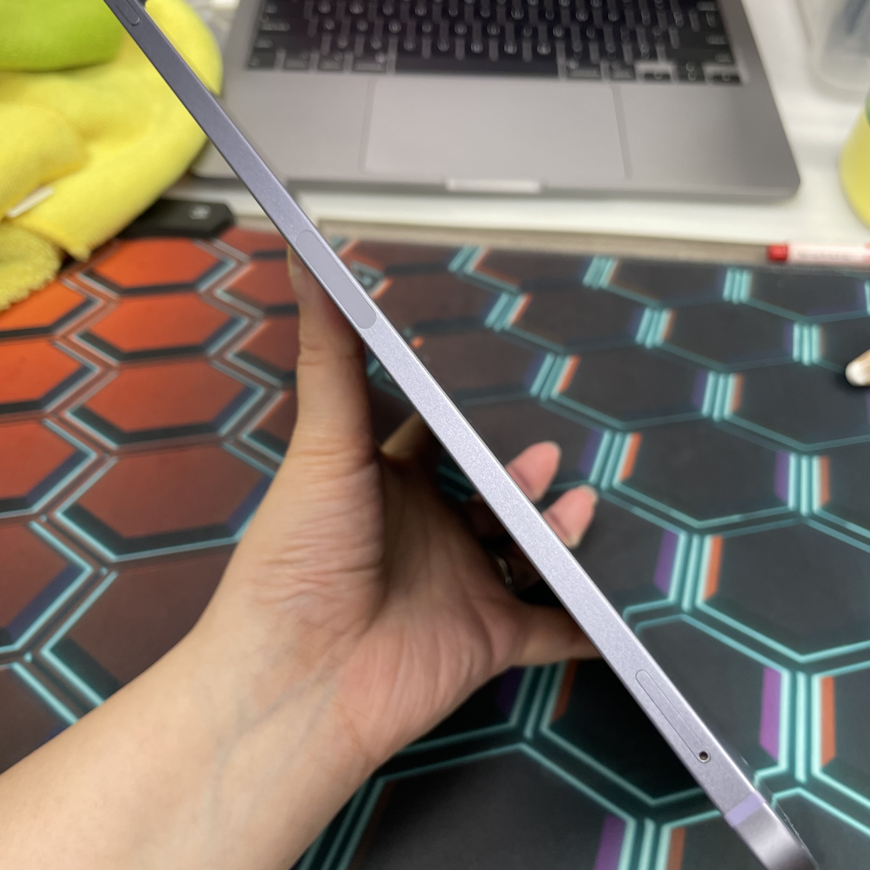 *778994 iPad Air 5 超靚機 256GB 插卡版 紫色 purple
