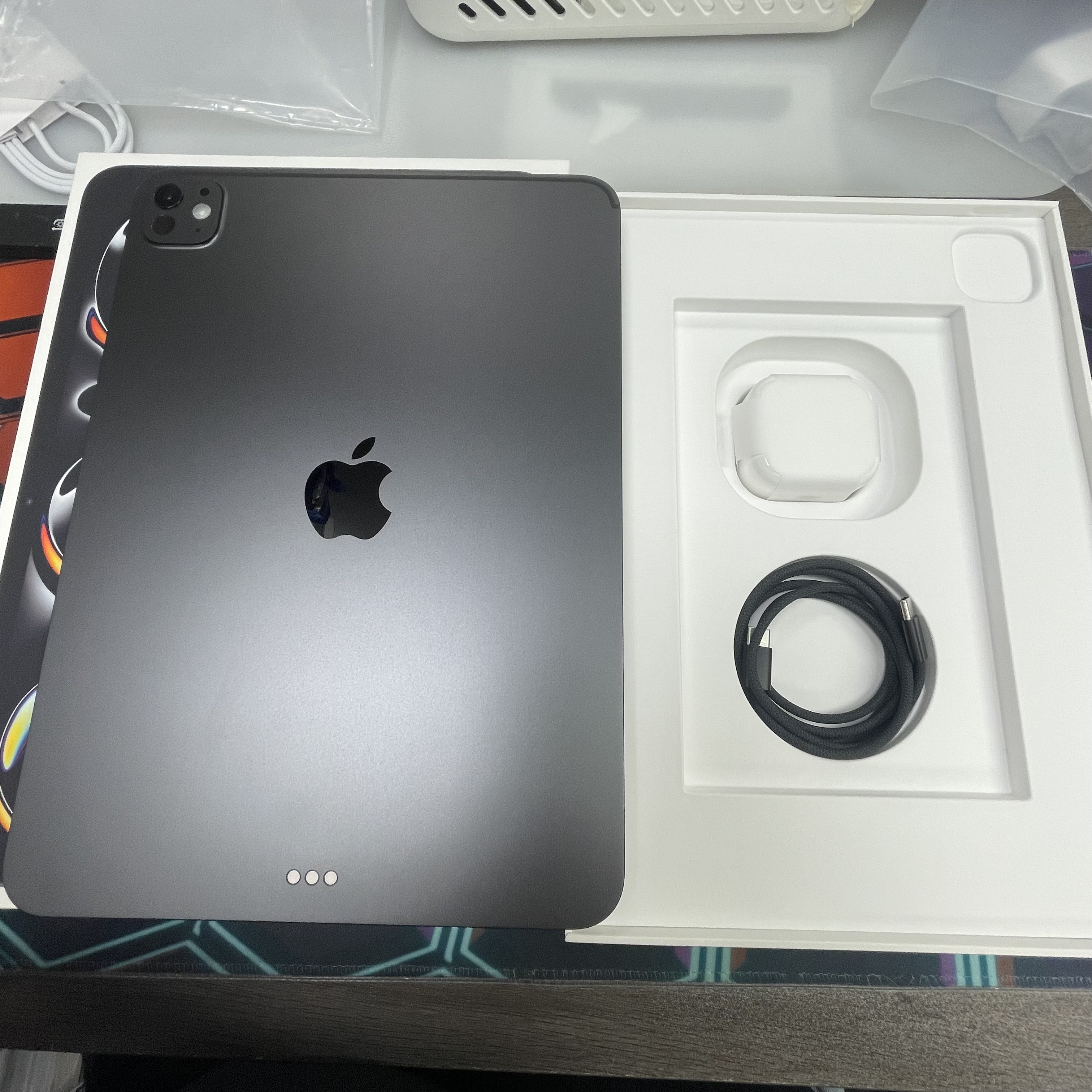 *7963100 iPad Pro 6 11吋 M5 全新質素 256GB WIFI版 黑色 black