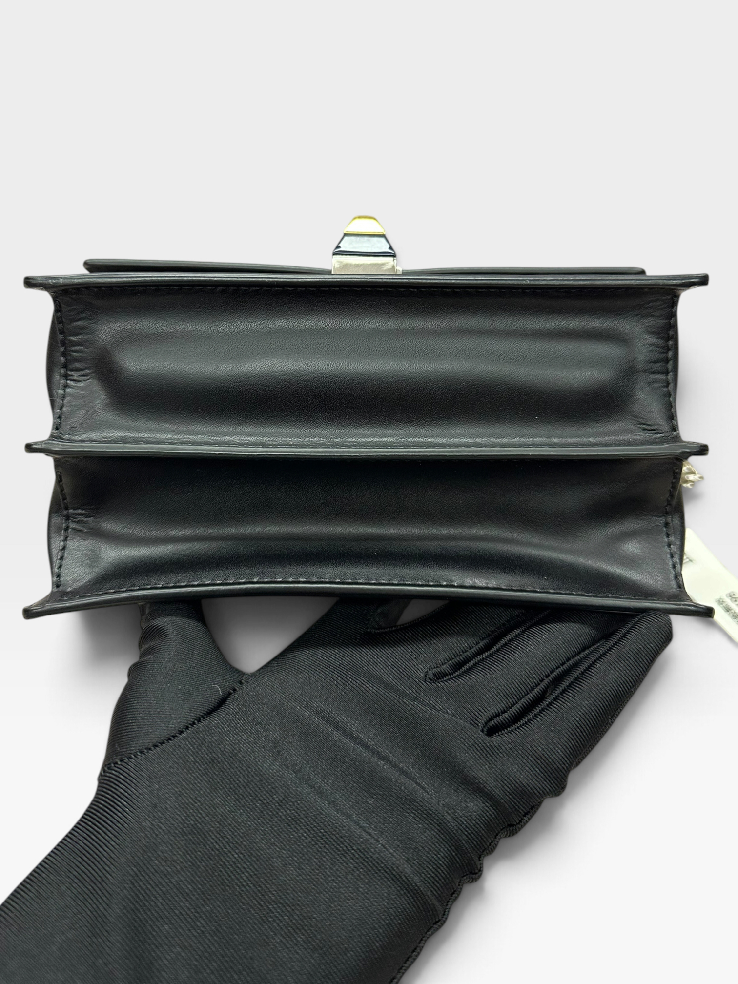 Pre-Owned FENDI KAN I Shoulder Bag / Product Code: 101601