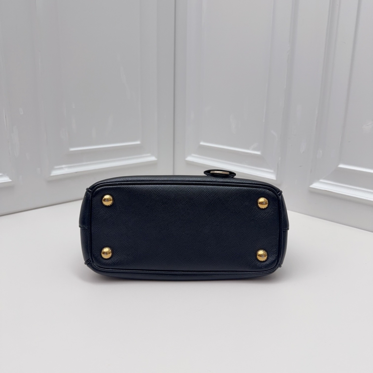 【預訂貨品】PRADA黑色mini殺手包 