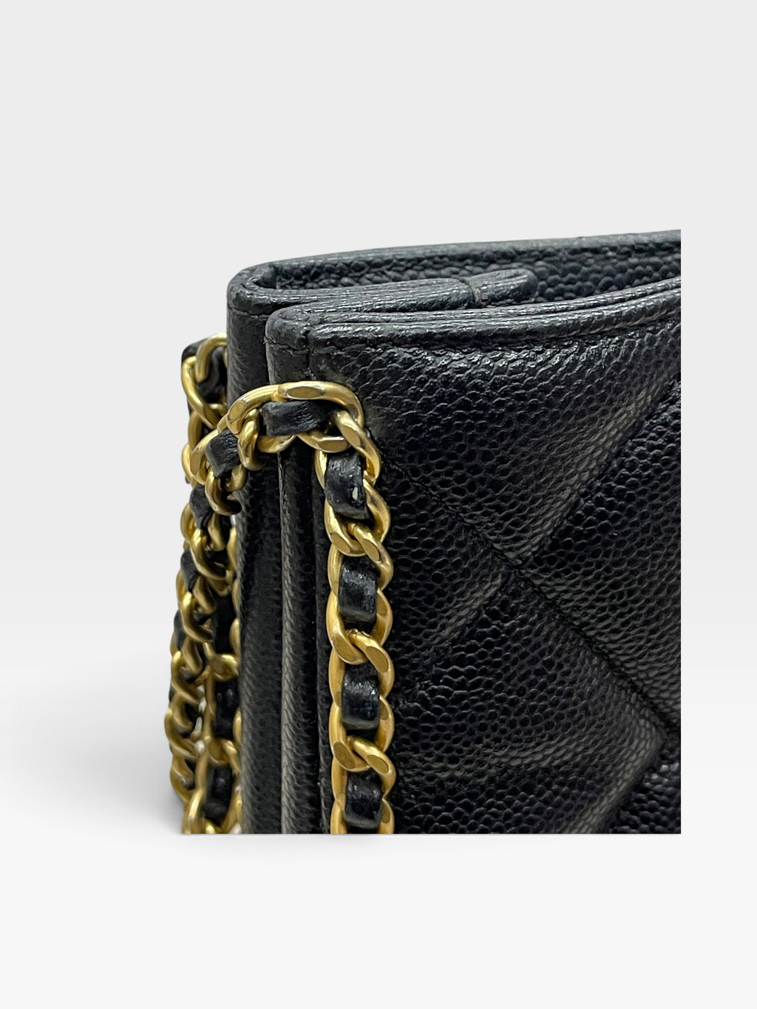 Pre-Owned CHANEL Small Shopping Bag / Product Code: 091010