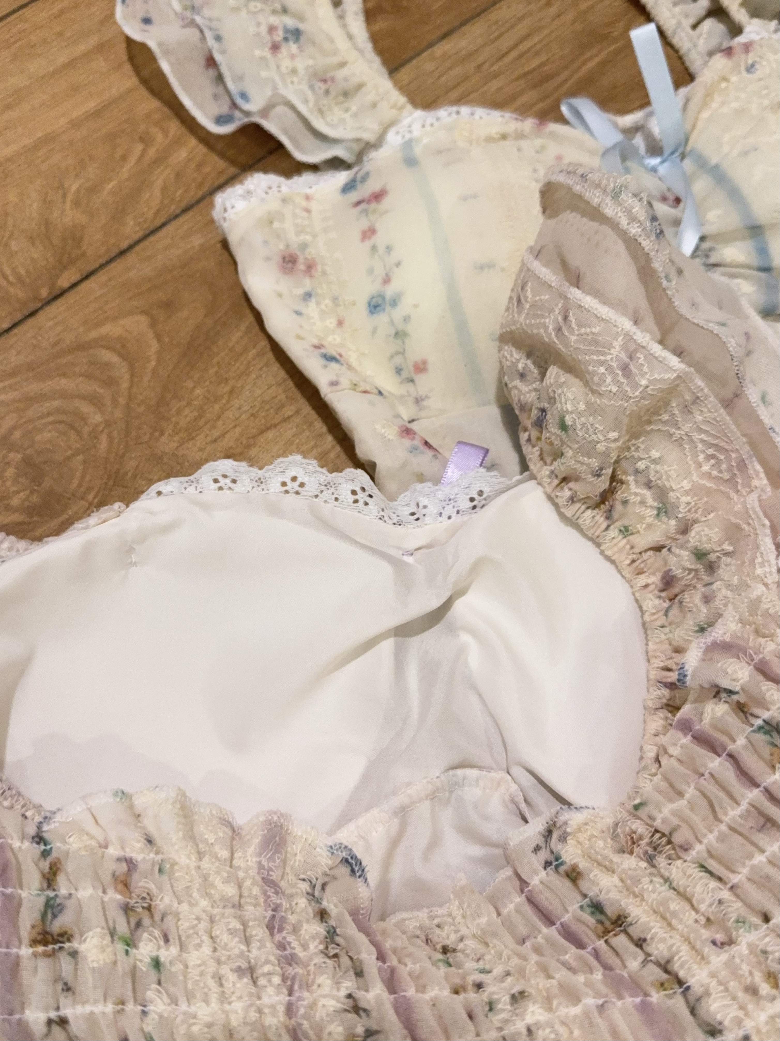 复古田园风碎花飞袖背心上衣R3003