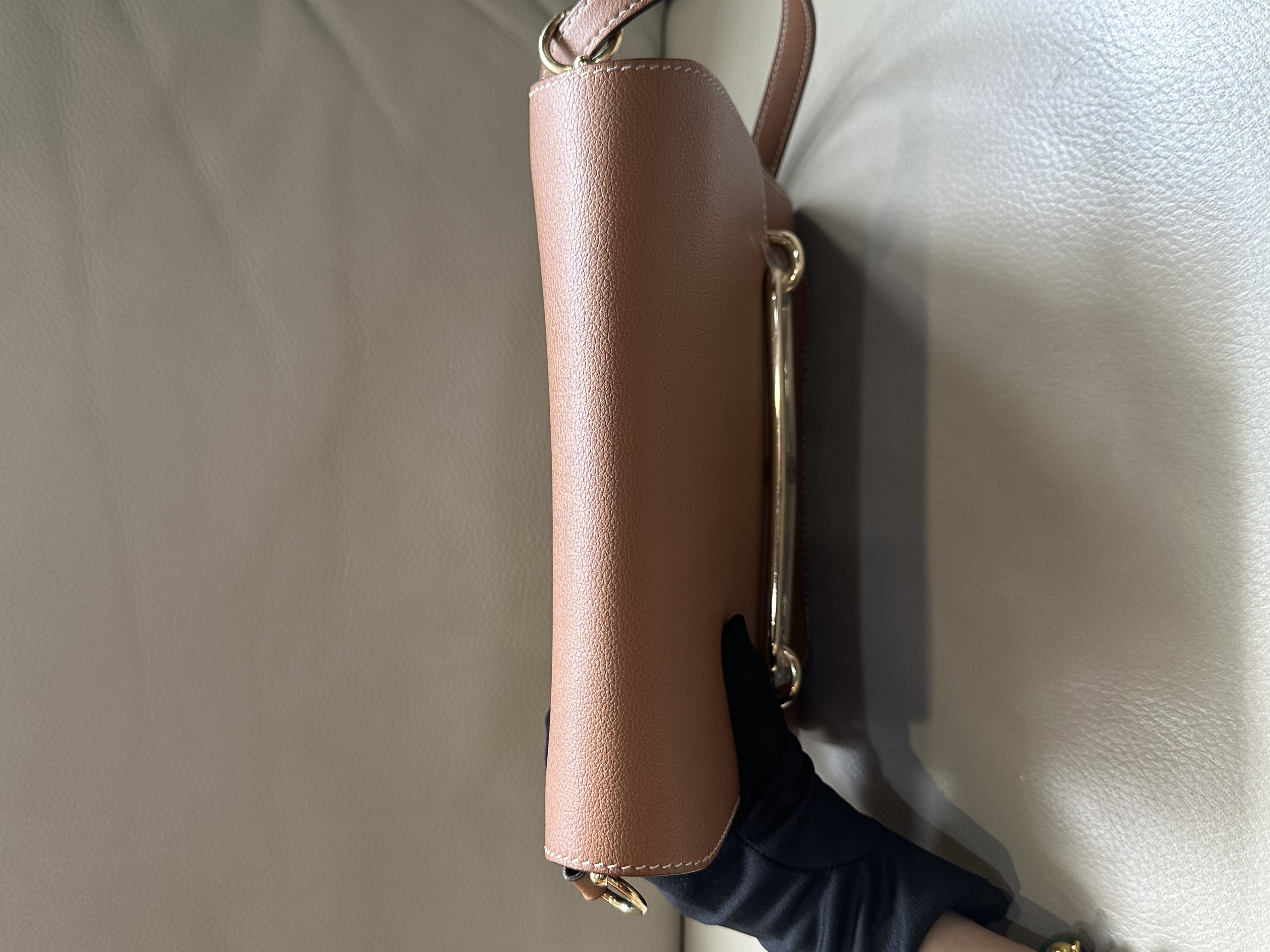 Pre-Owned HERMES Roulis 23 / Stamp D / Product Code: 26042501