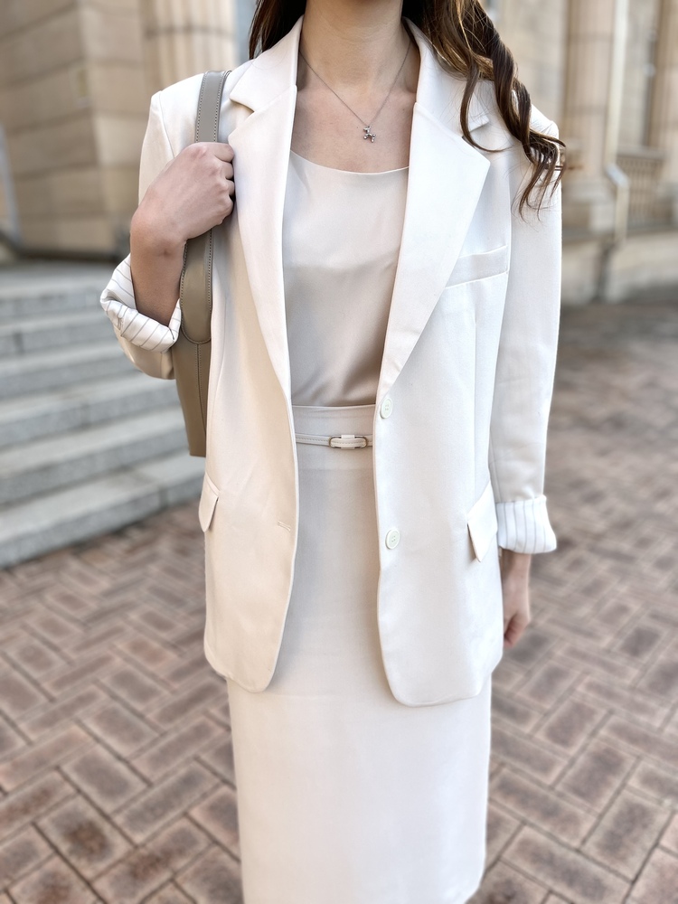 Atelier Relaxed Blazer (Ivory)